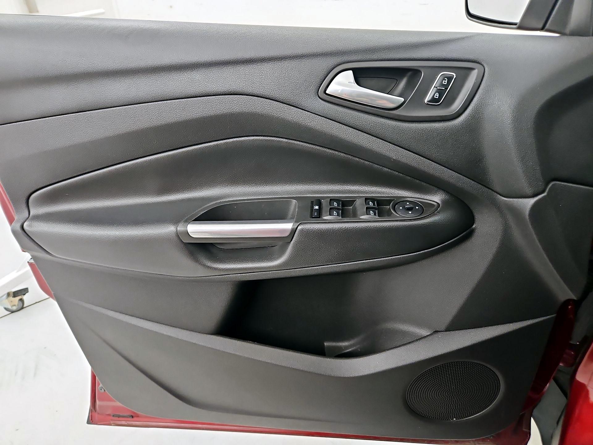 Thumbnail: 2014 Ford Escape - 12