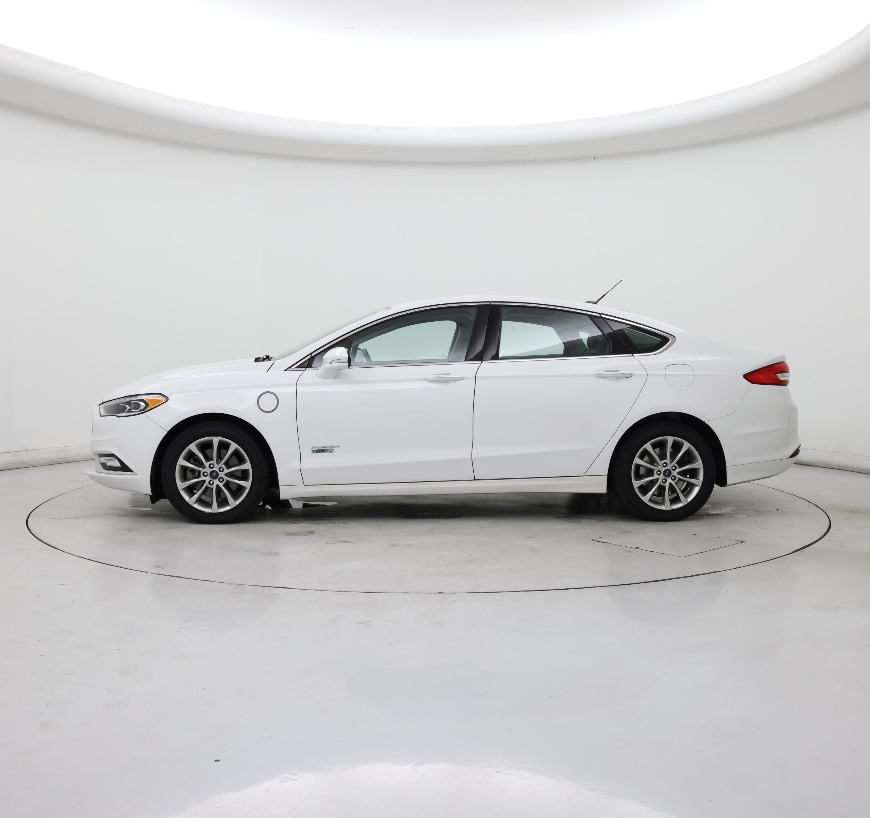 Thumbnail: 2017 Ford Fusion - 3