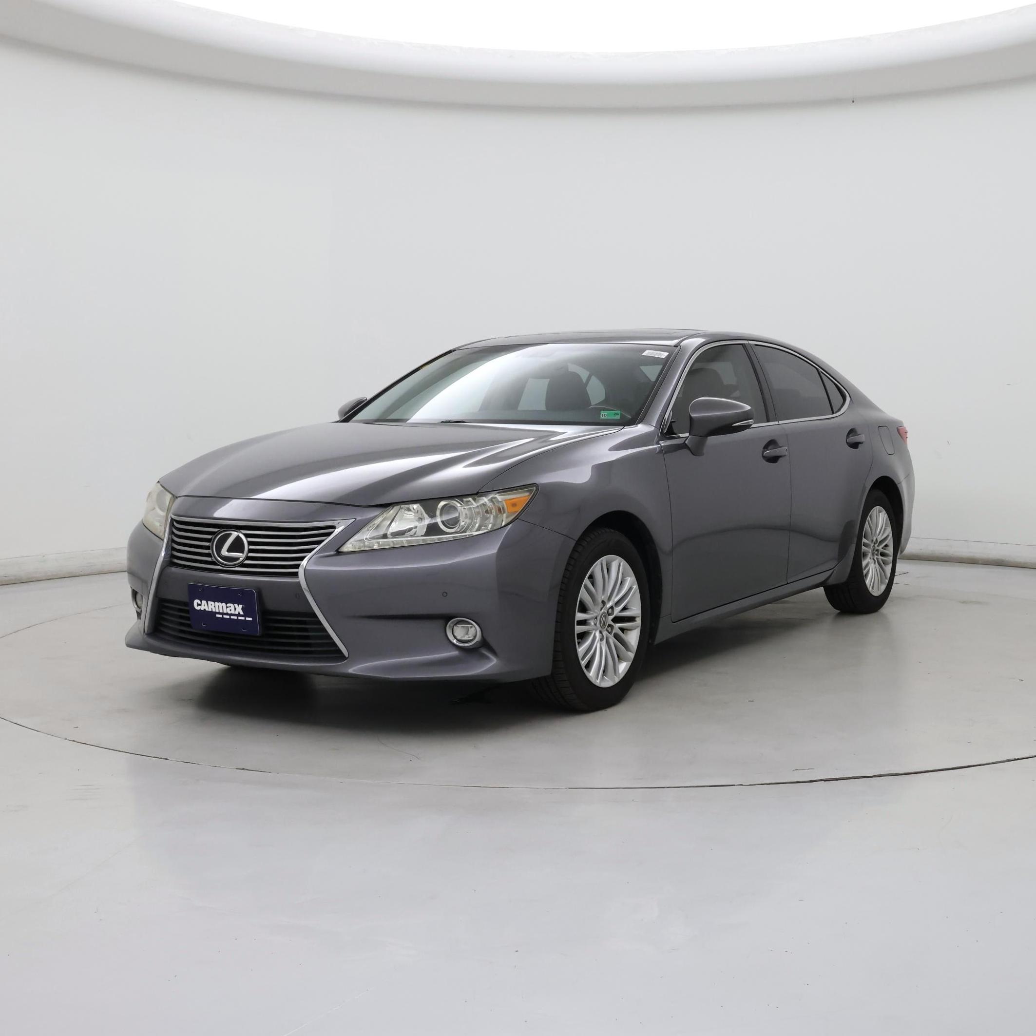 Thumbnail: 2015 Lexus ES - 4