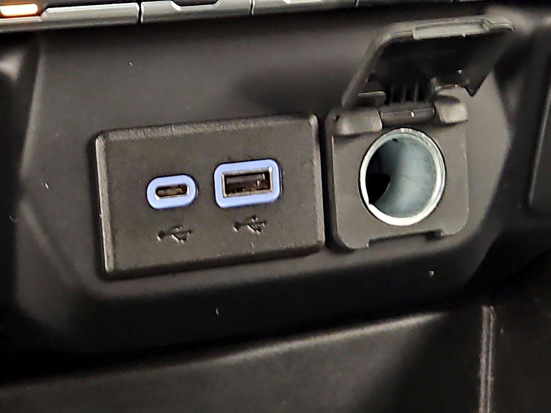 Thumbnail: 2022 Chevrolet Silverado 1500 - 18