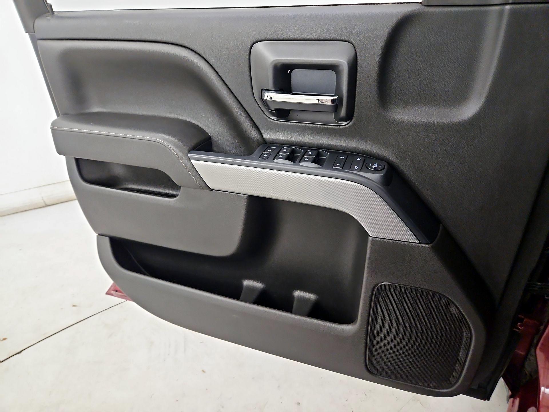 Thumbnail: 2016 Chevrolet Silverado 1500 - 12