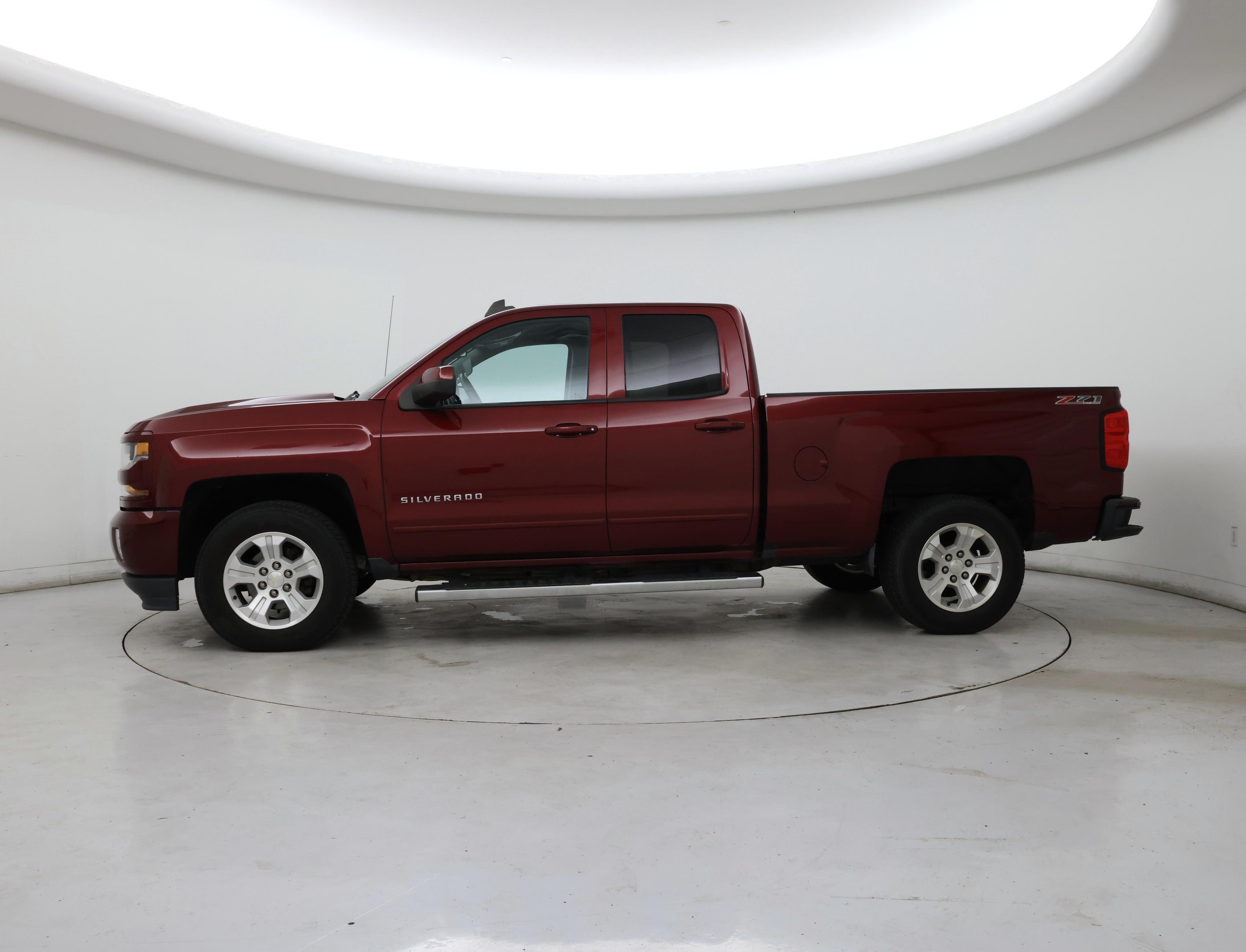 Thumbnail: 2016 Chevrolet Silverado 1500 - 3