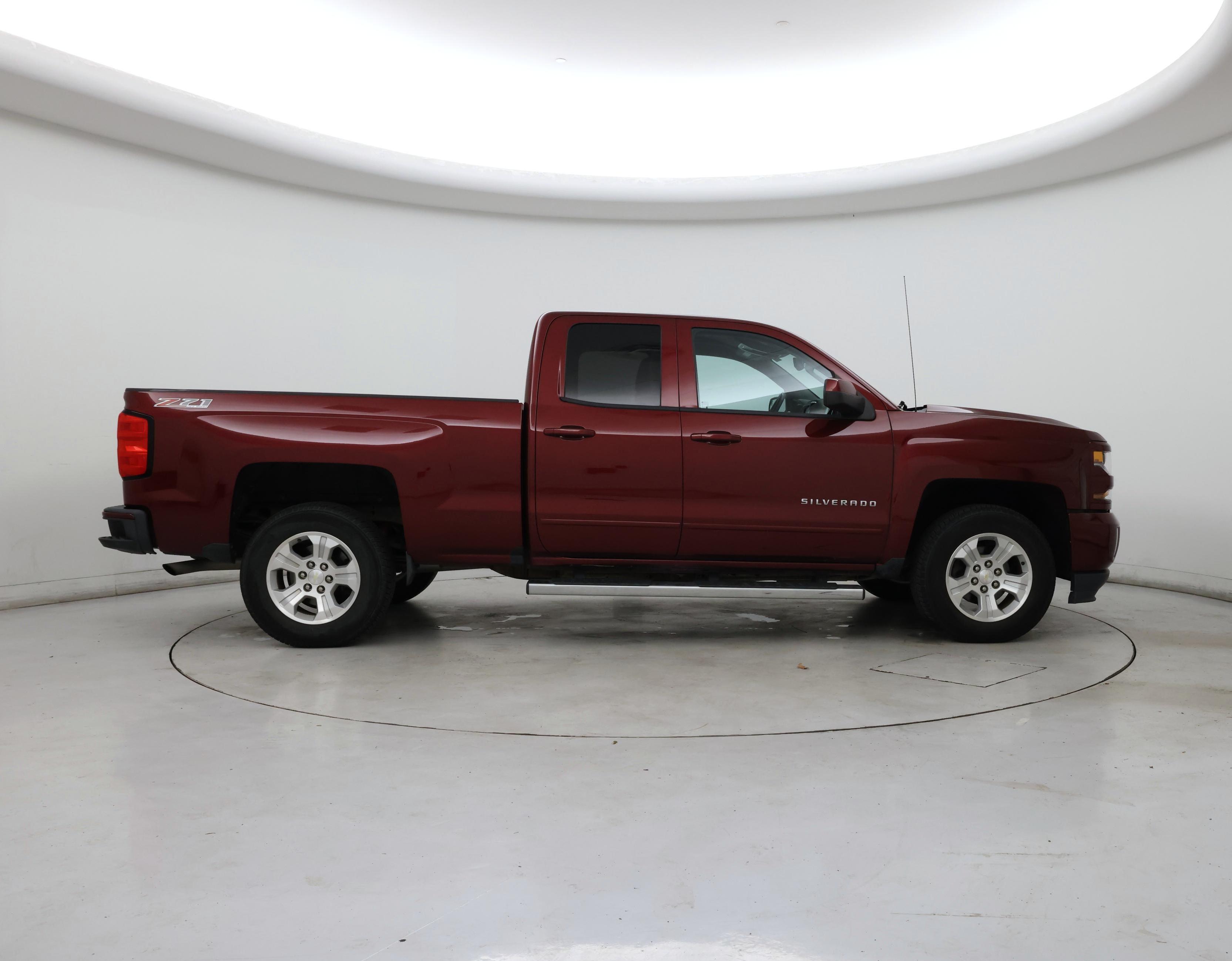 Thumbnail: 2016 Chevrolet Silverado 1500 - 7