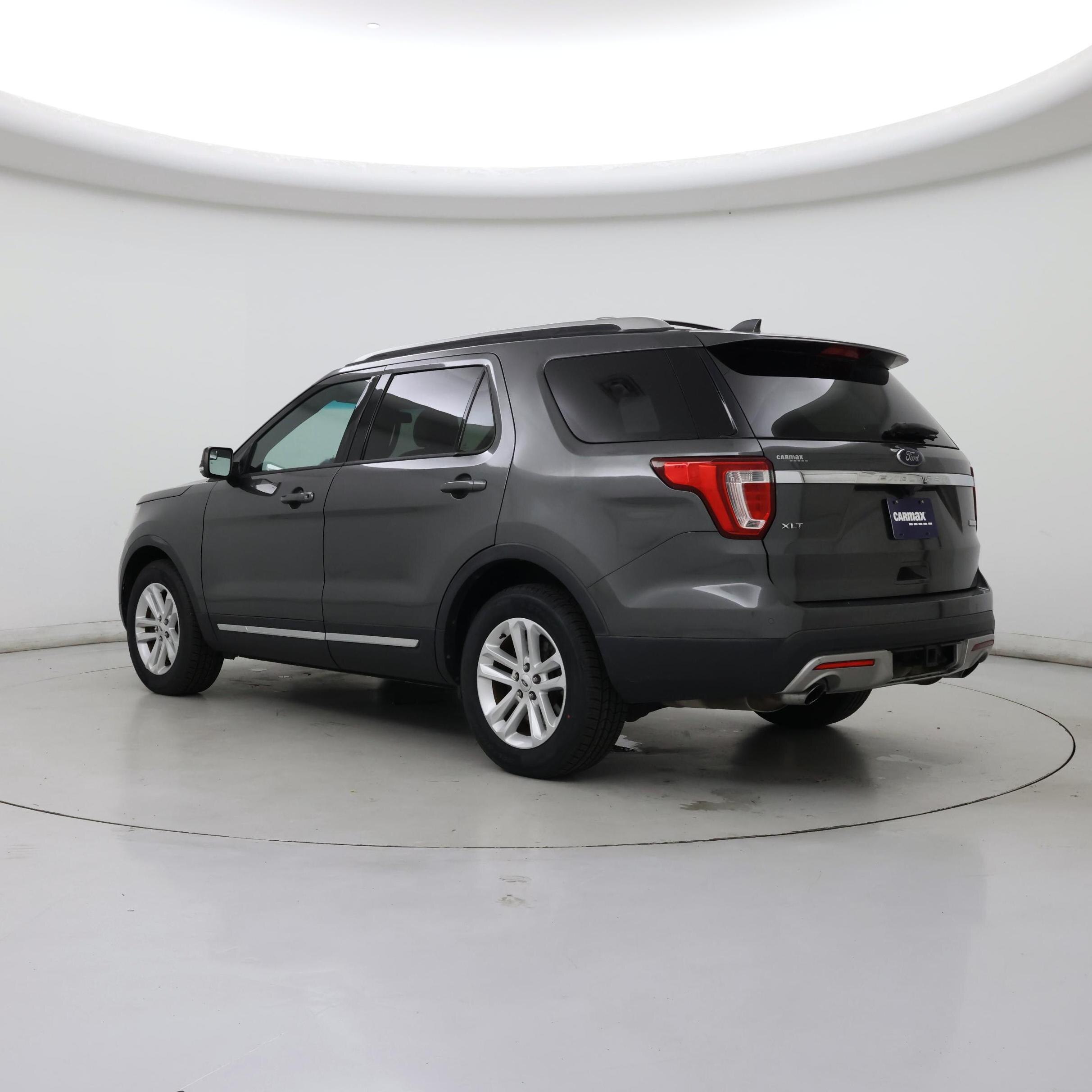 Thumbnail: 2016 Ford Explorer - 2