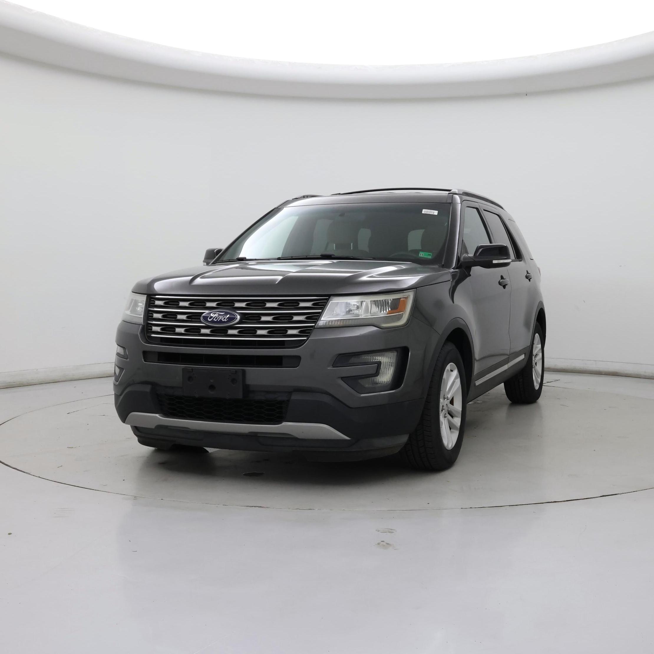 Thumbnail: 2016 Ford Explorer - 4