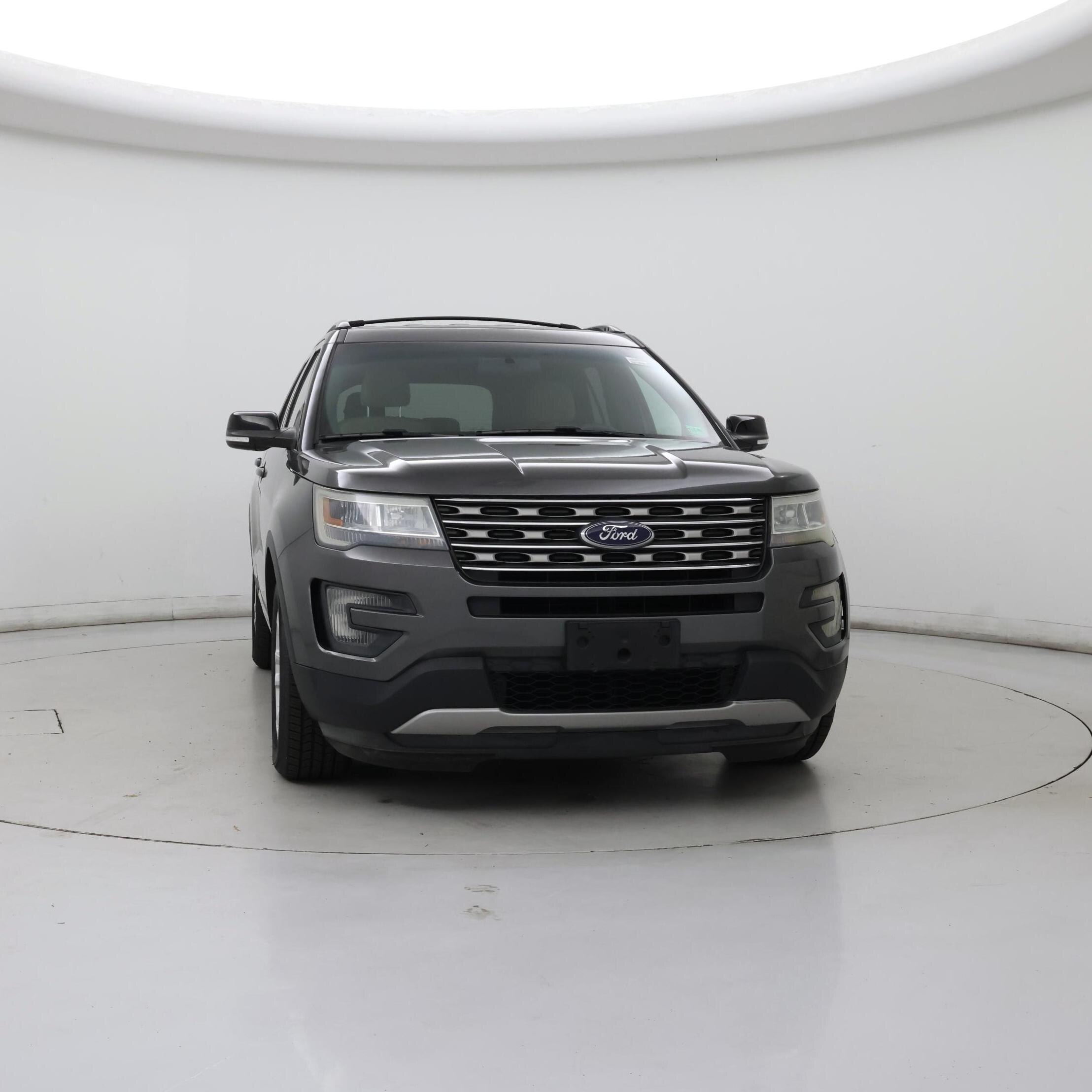 Thumbnail: 2016 Ford Explorer - 5