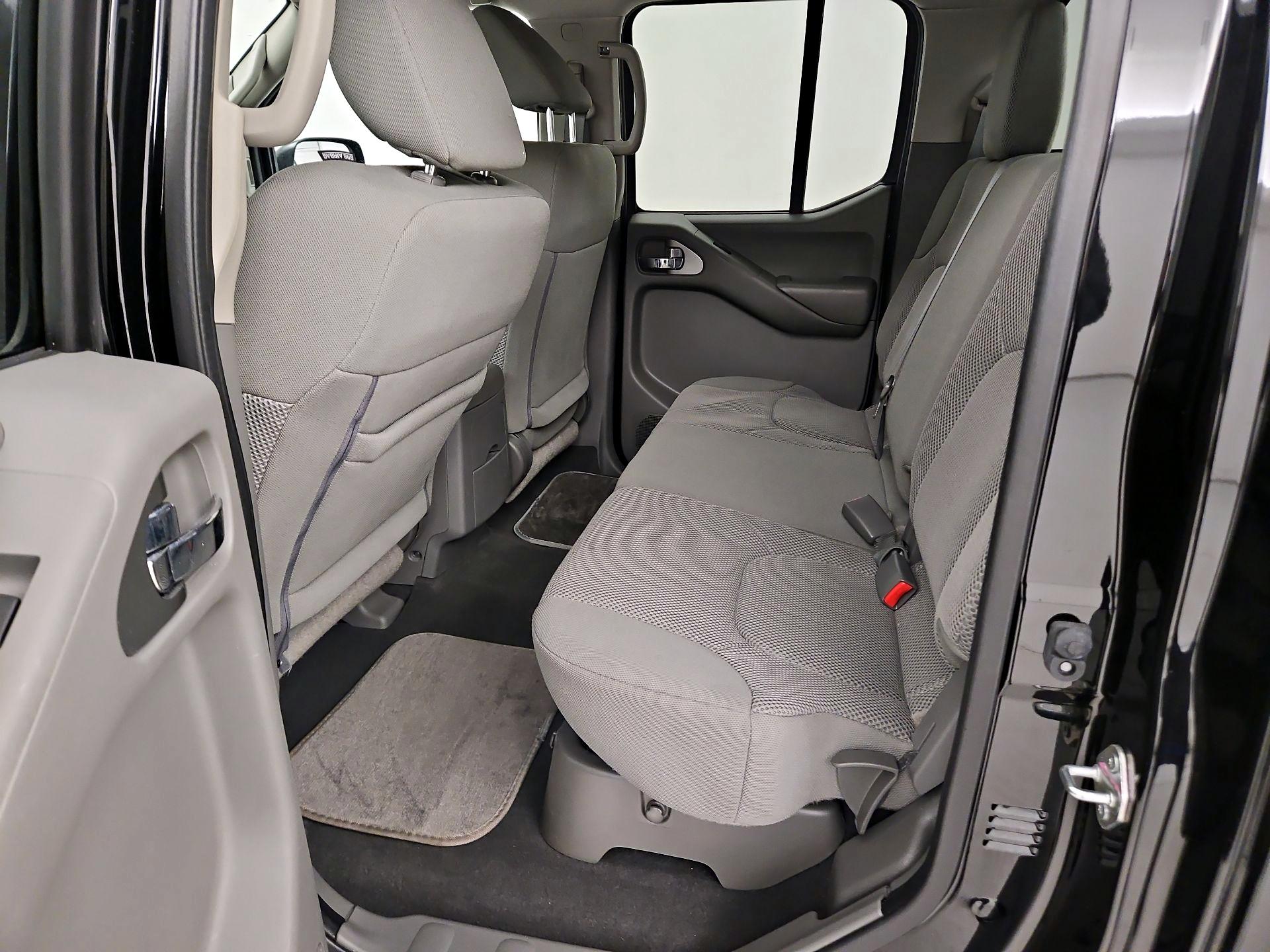 Thumbnail: 2021 Nissan Frontier - 18