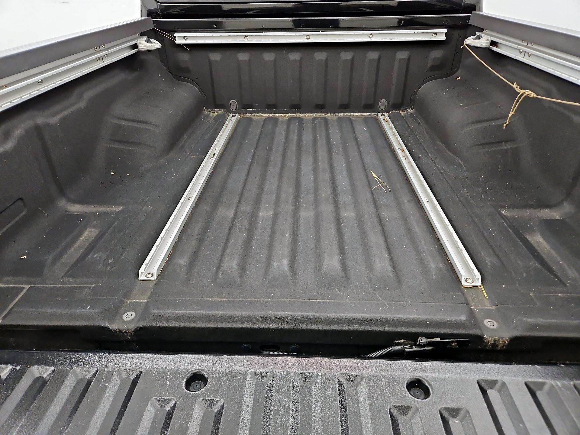 Thumbnail: 2021 Nissan Frontier - 19