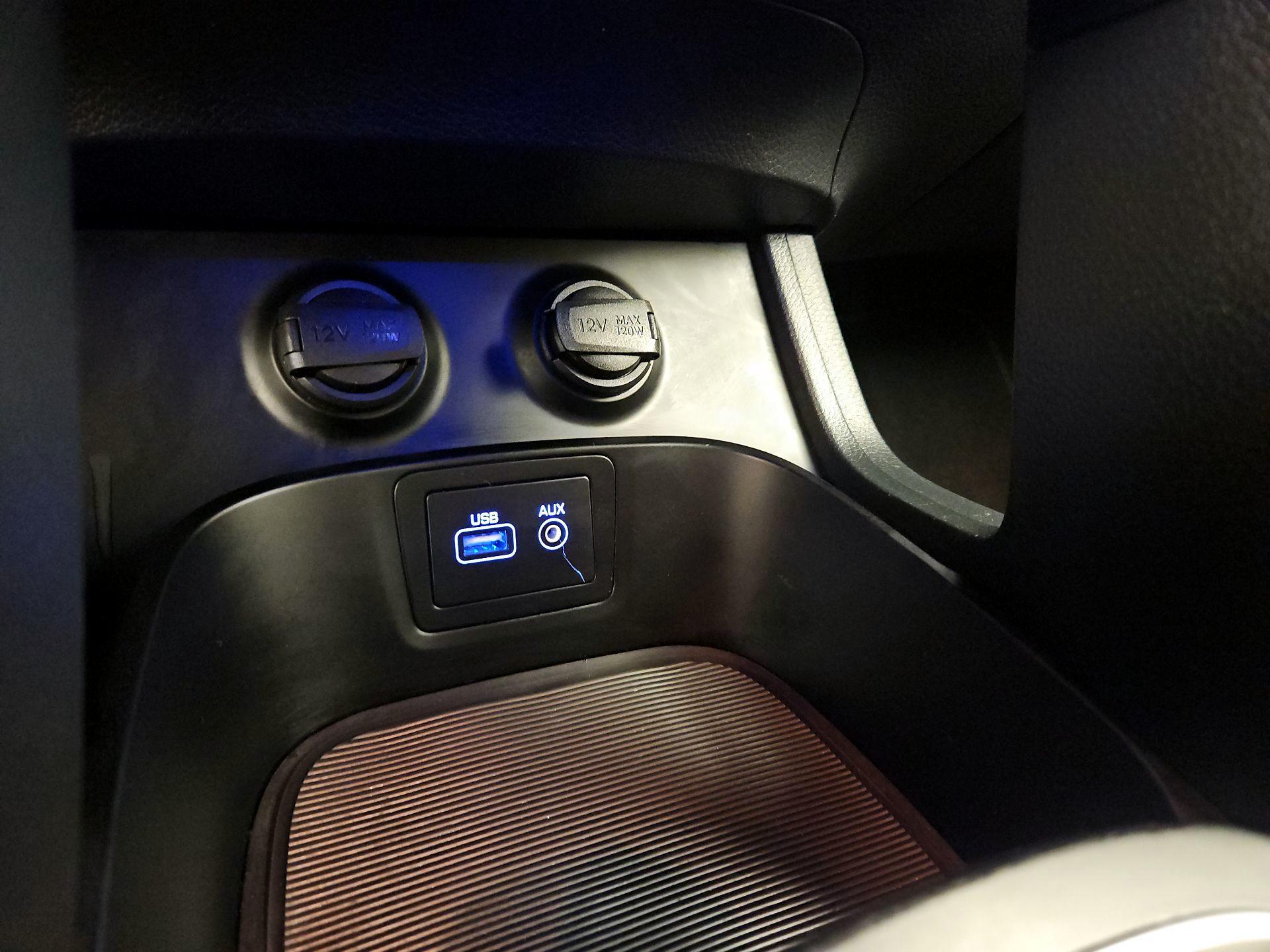 Thumbnail: 2017 Hyundai Santa Fe - 19