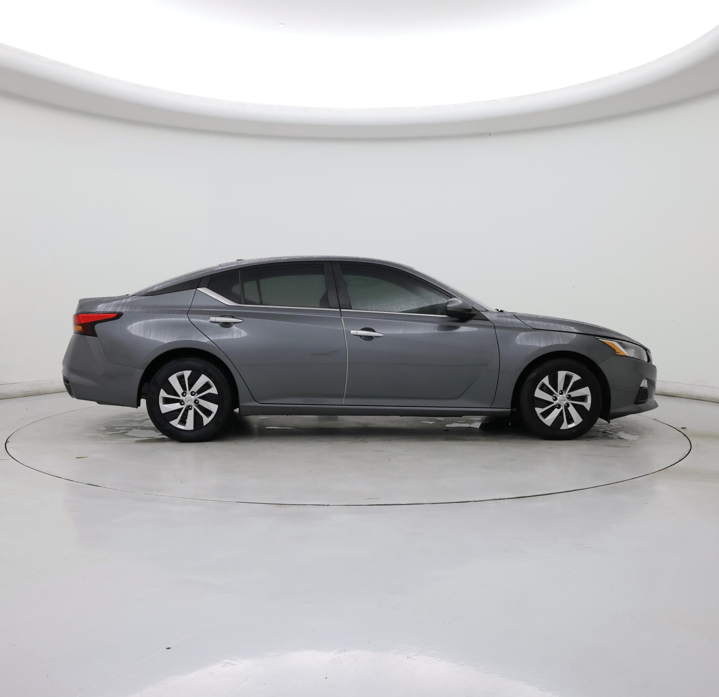 Thumbnail: 2020 Nissan Altima - 7