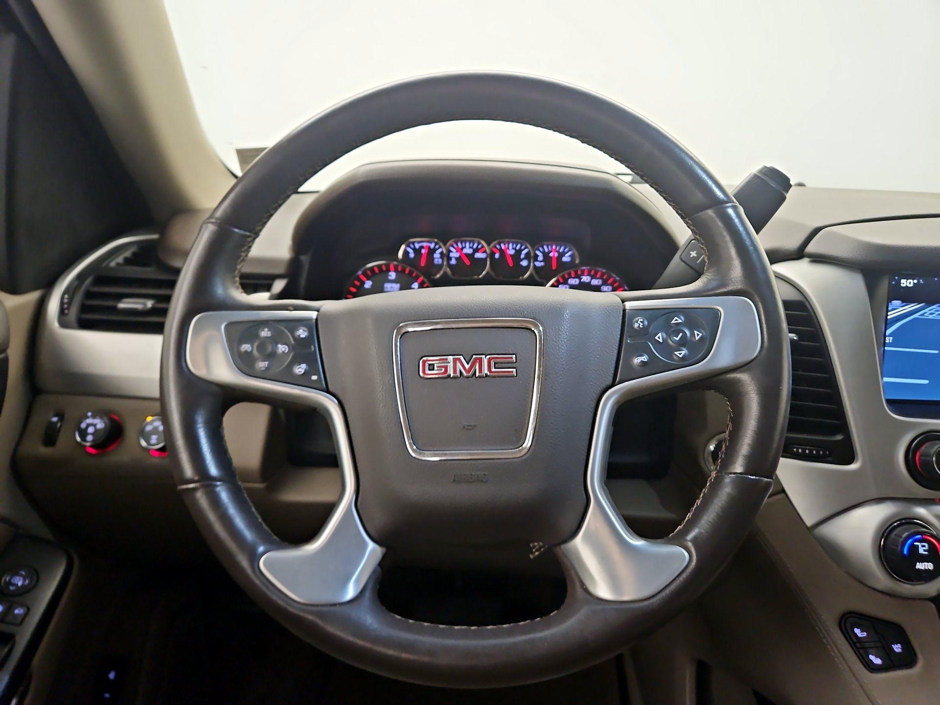 Thumbnail: 2015 GMC Yukon - 10