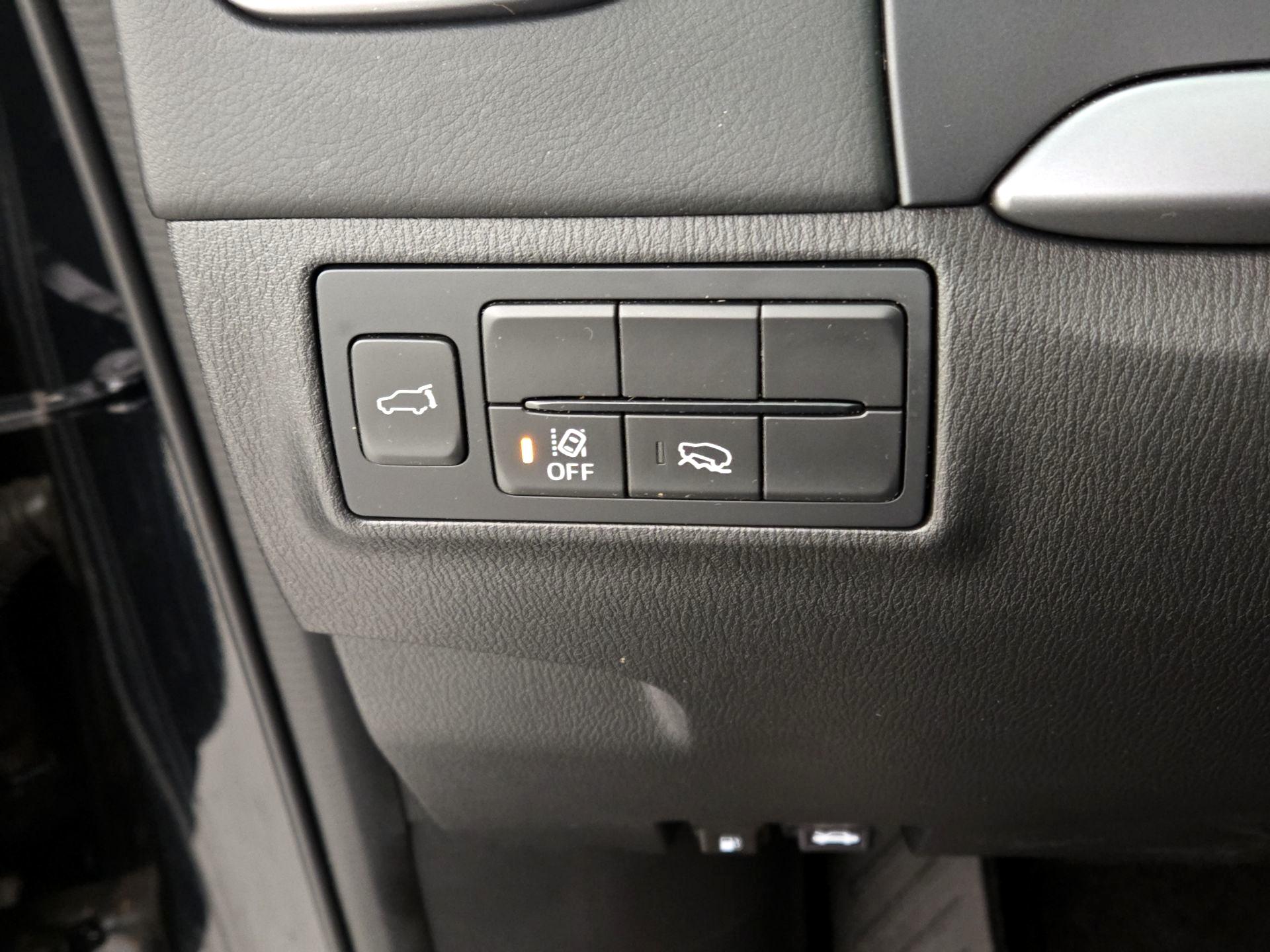 Thumbnail: 2023 Mazda CX-9 - 13