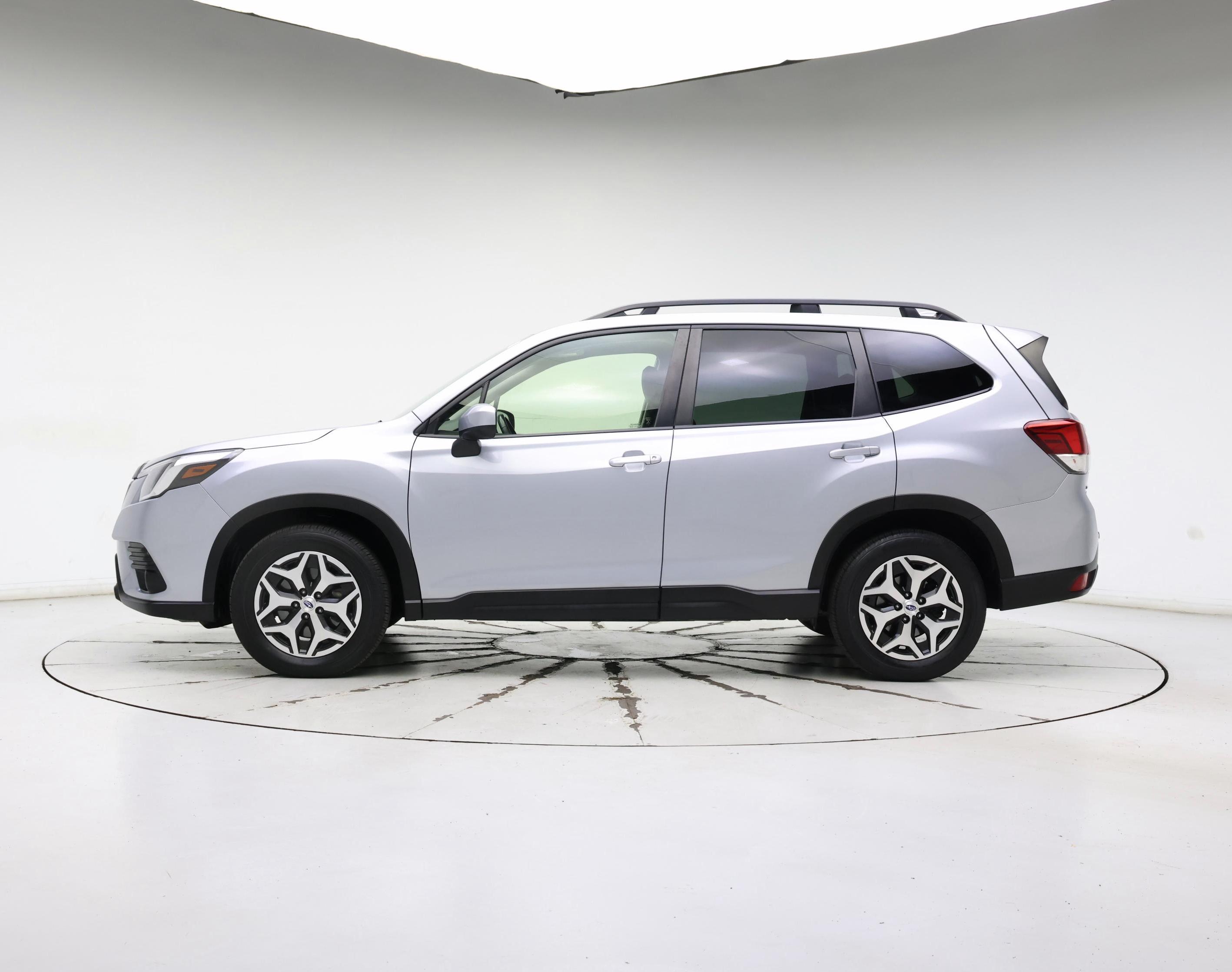 Thumbnail: 2022 Subaru Forester - 3