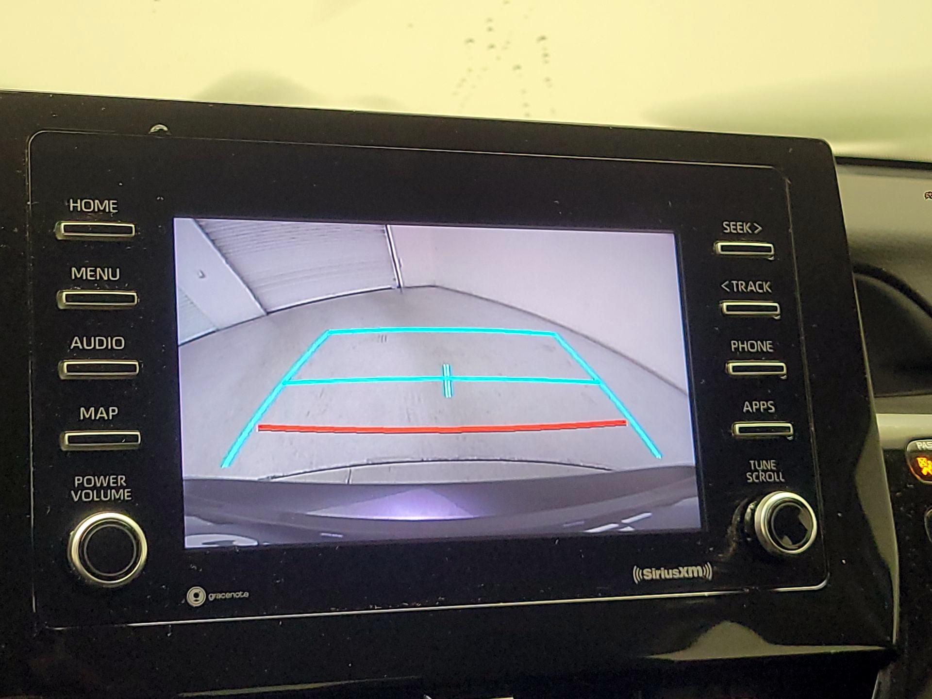 Thumbnail: 2022 Toyota Camry - 14