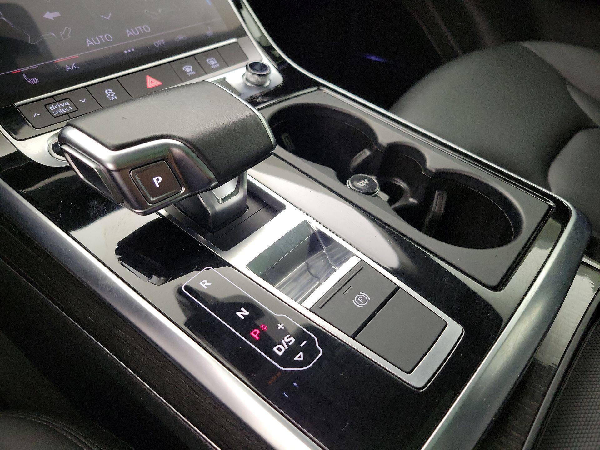Thumbnail: 2022 Audi Q7 - 17