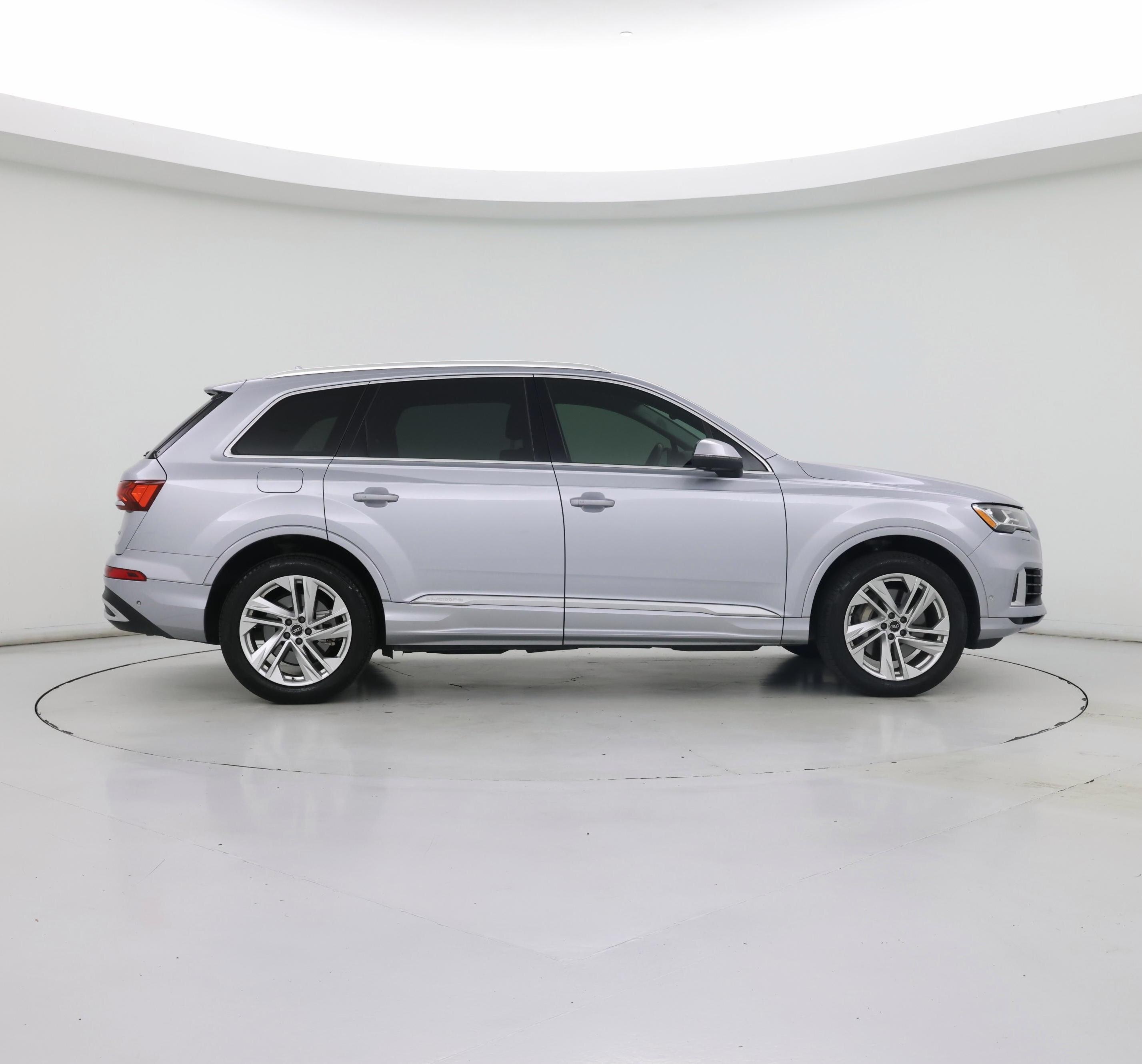 Thumbnail: 2022 Audi Q7 - 7