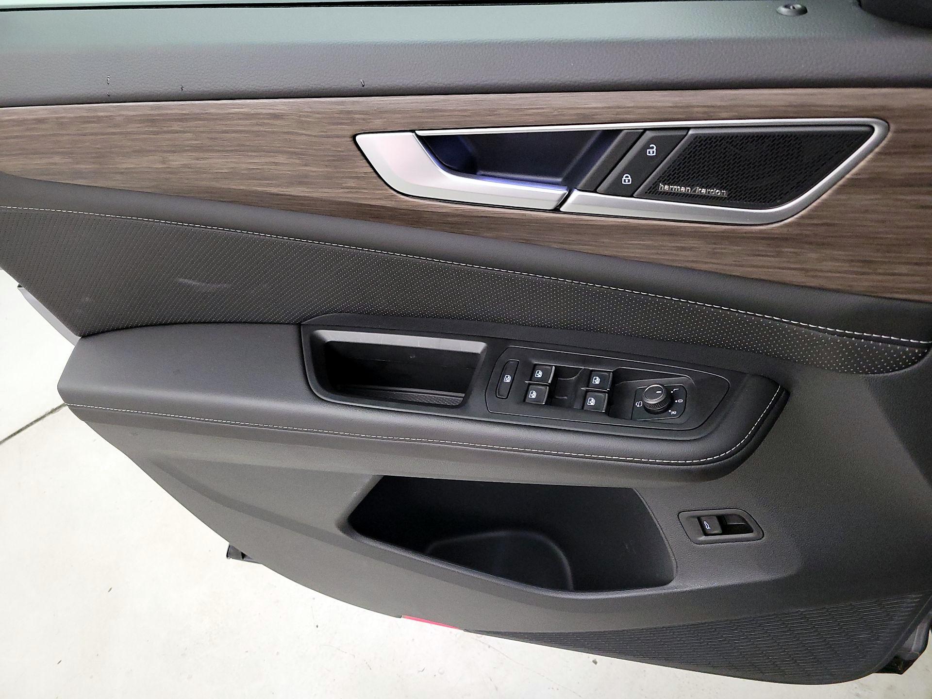 Thumbnail: 2024 Volkswagen Atlas - 12