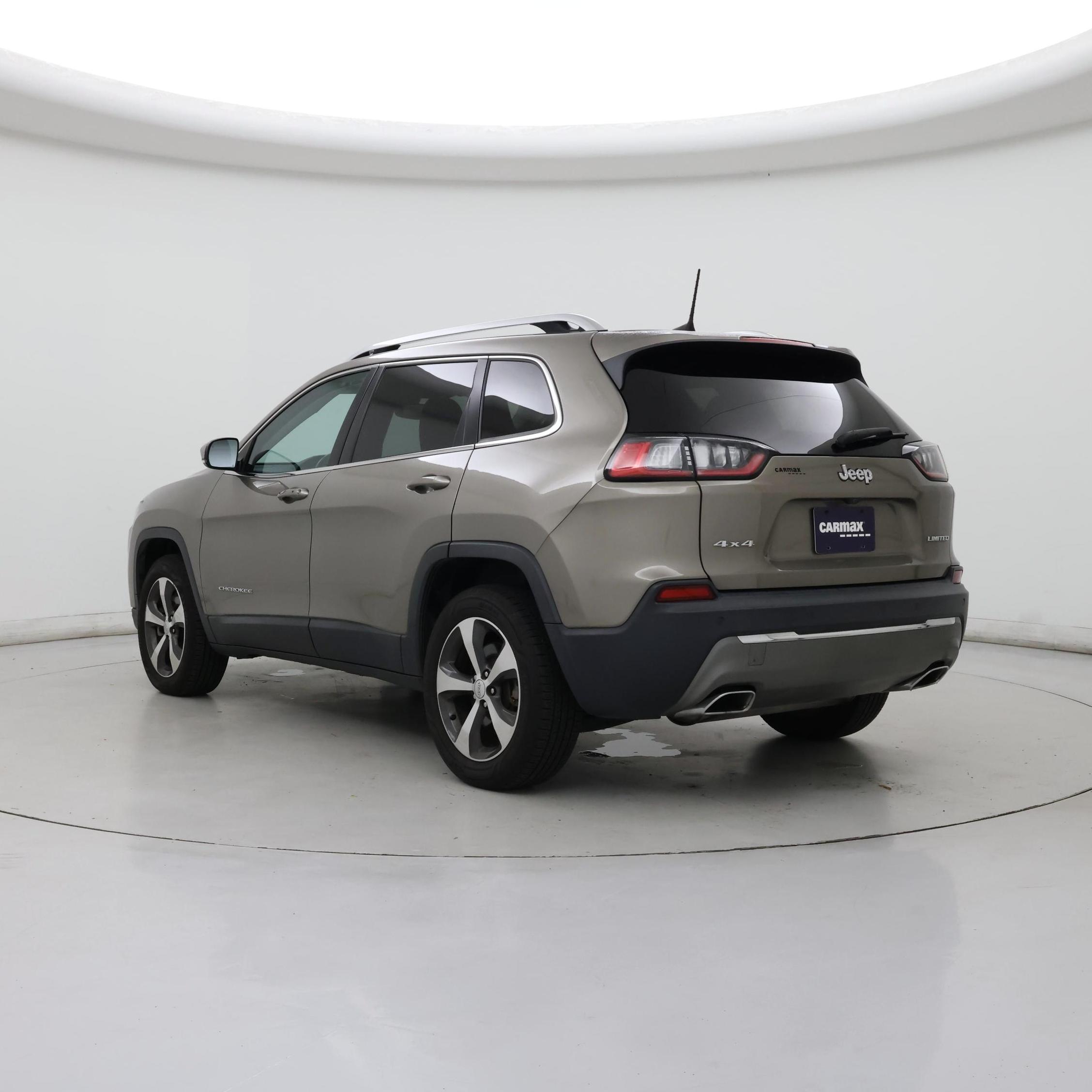 Thumbnail: 2019 Jeep Cherokee - 2