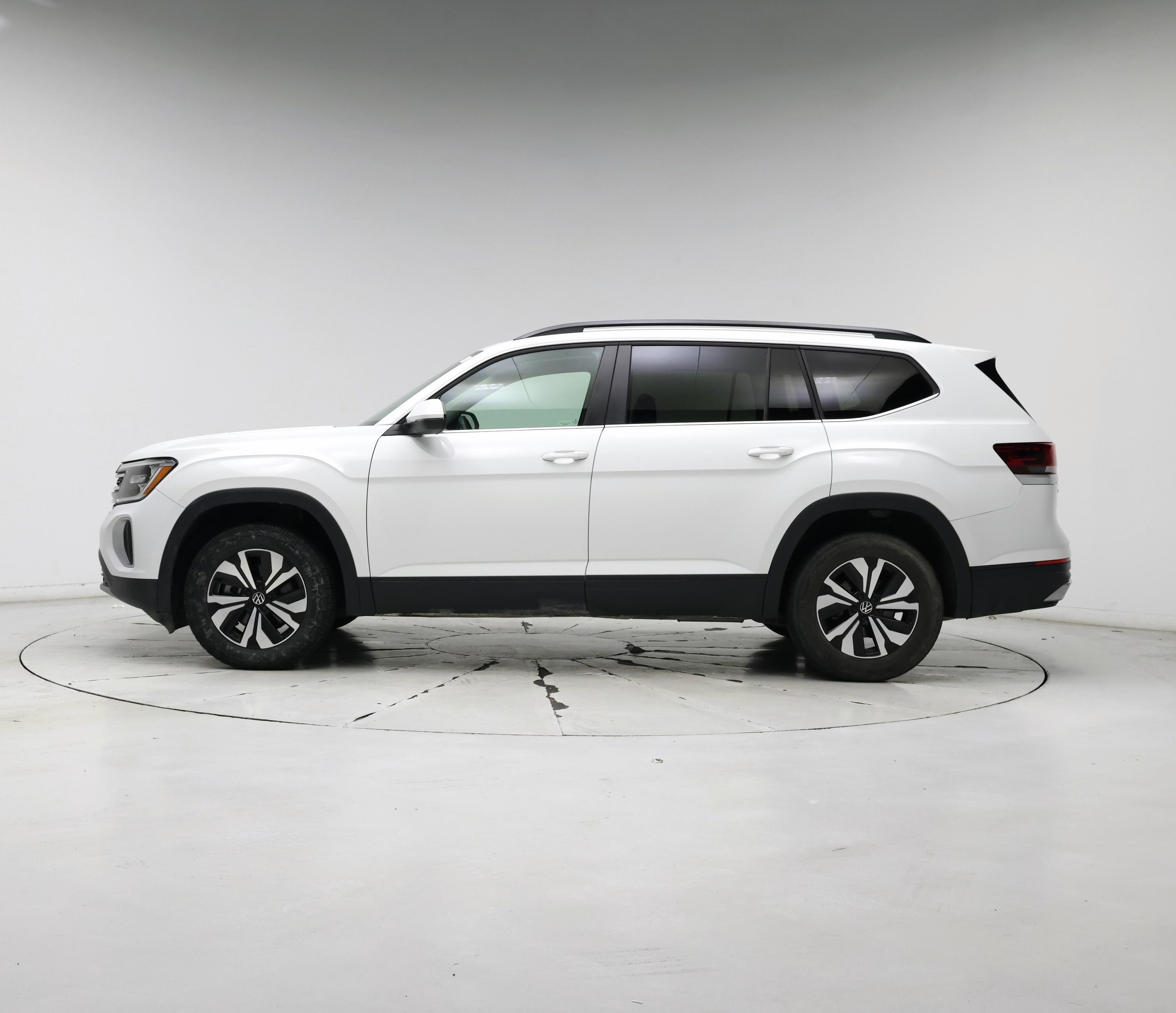 Thumbnail: 2024 Volkswagen Atlas - 3