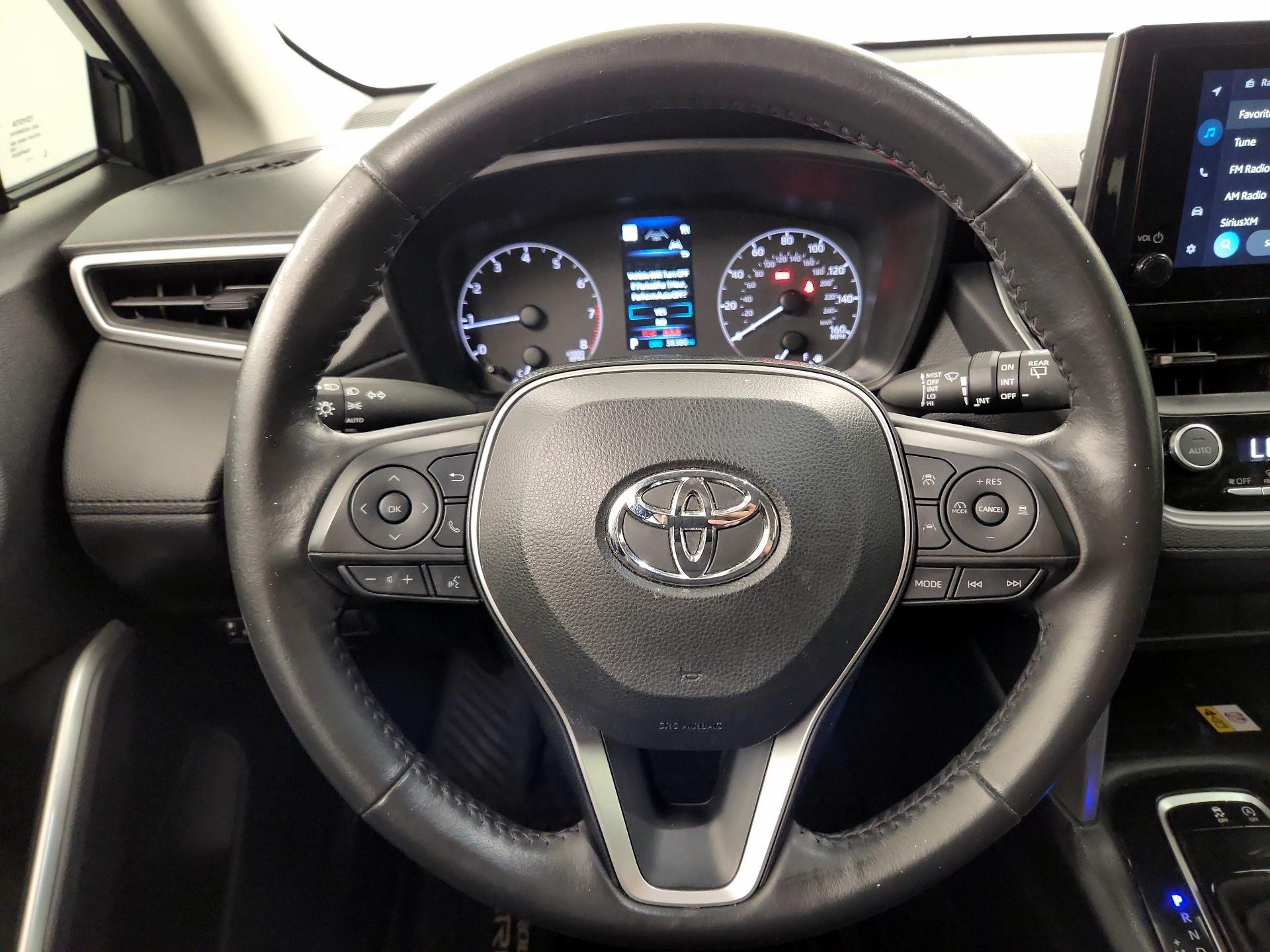 Thumbnail: 2023 Toyota Corolla Cross - 10