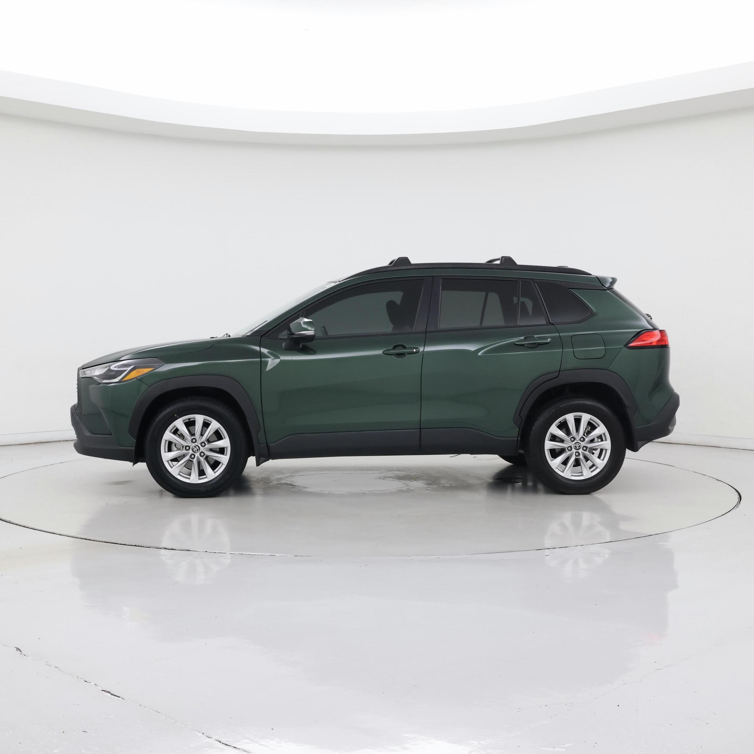 Thumbnail: 2023 Toyota Corolla Cross - 3