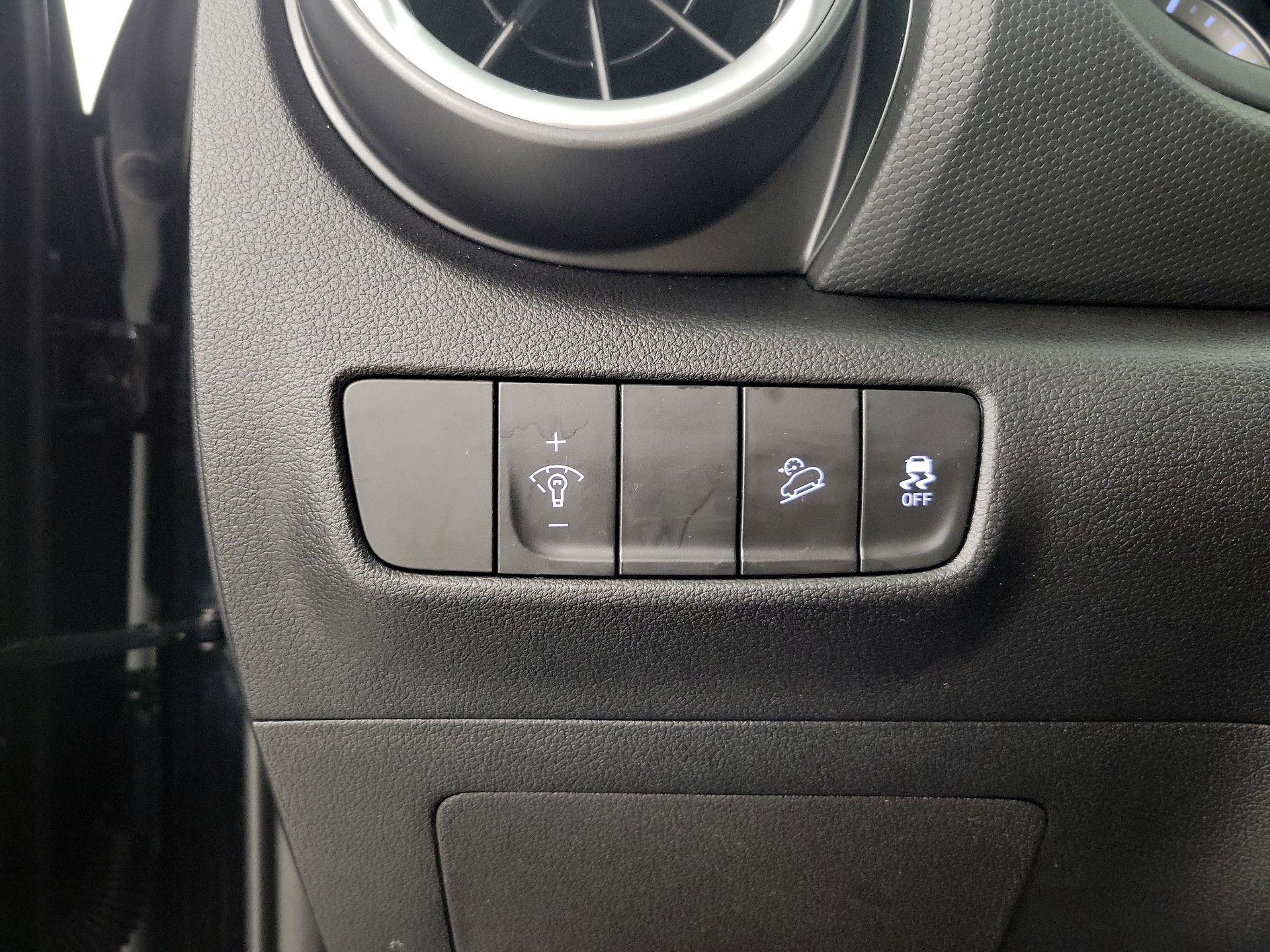 Thumbnail: 2023 Hyundai Kona - 13