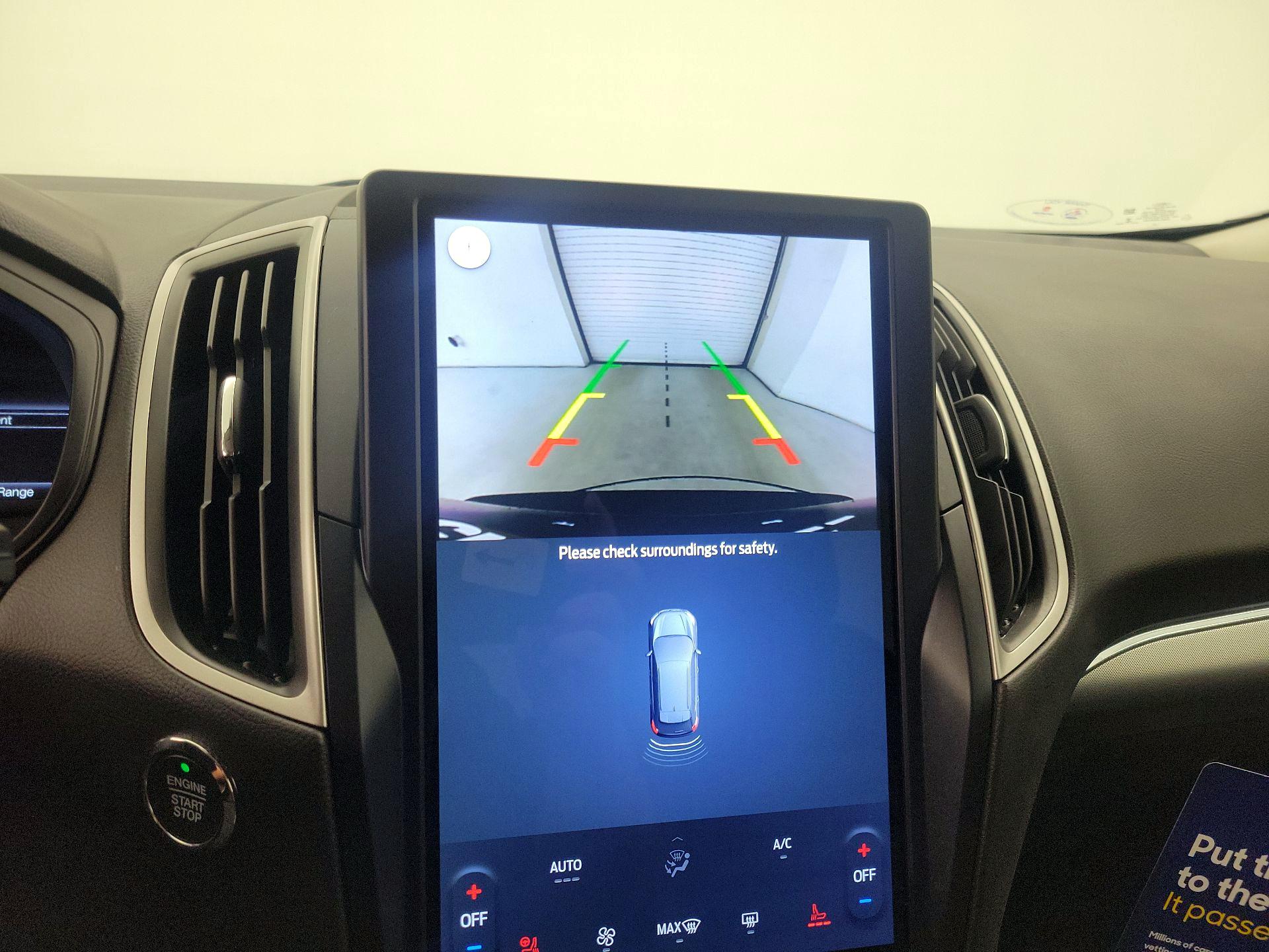 Thumbnail: 2022 Ford Edge - 14