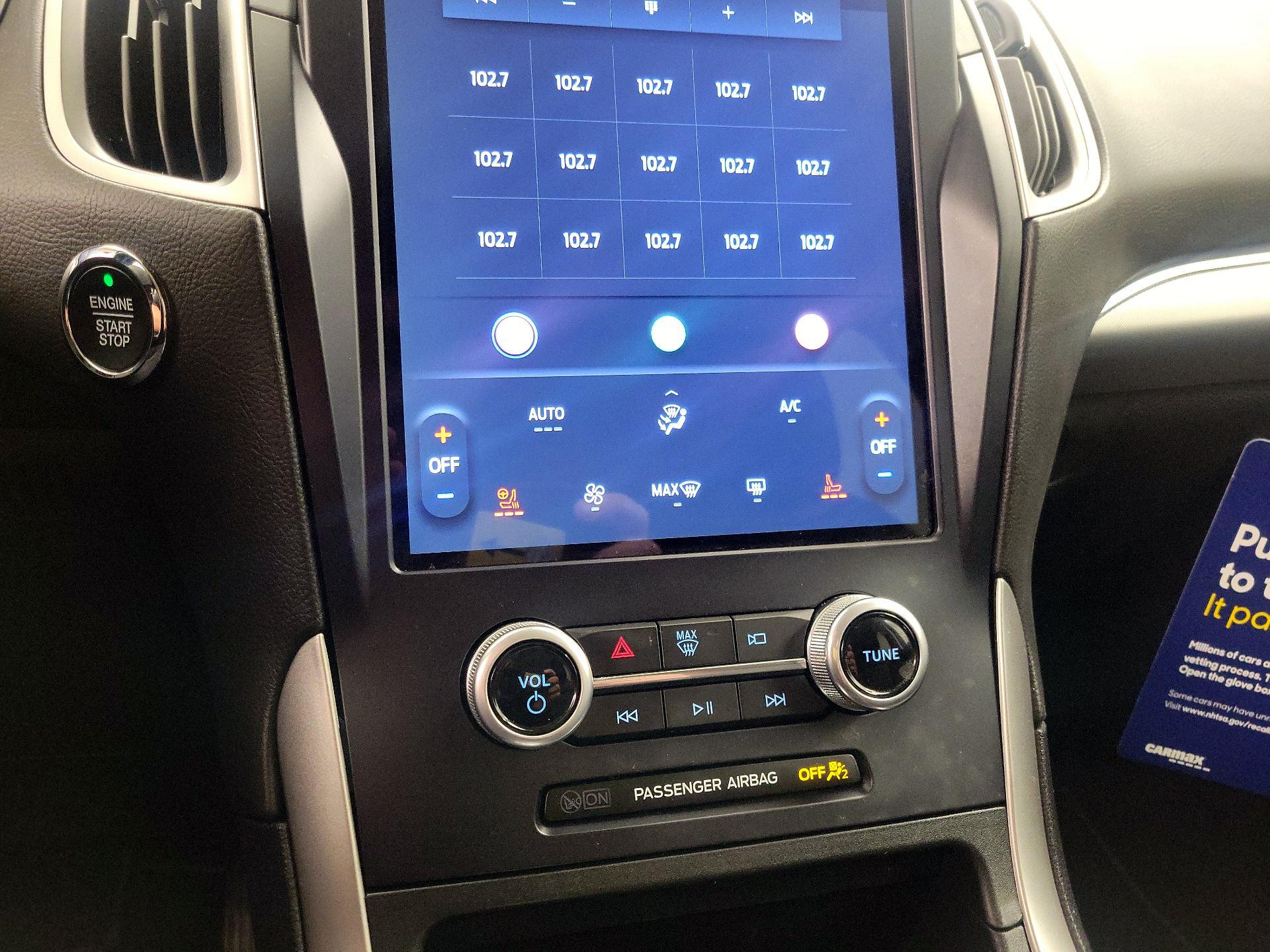 Thumbnail: 2022 Ford Edge - 16