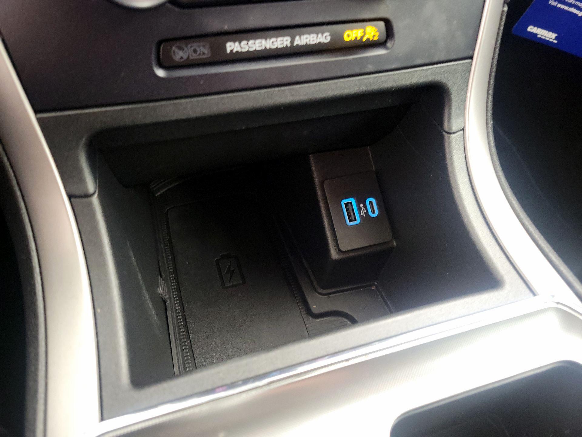 Thumbnail: 2022 Ford Edge - 18