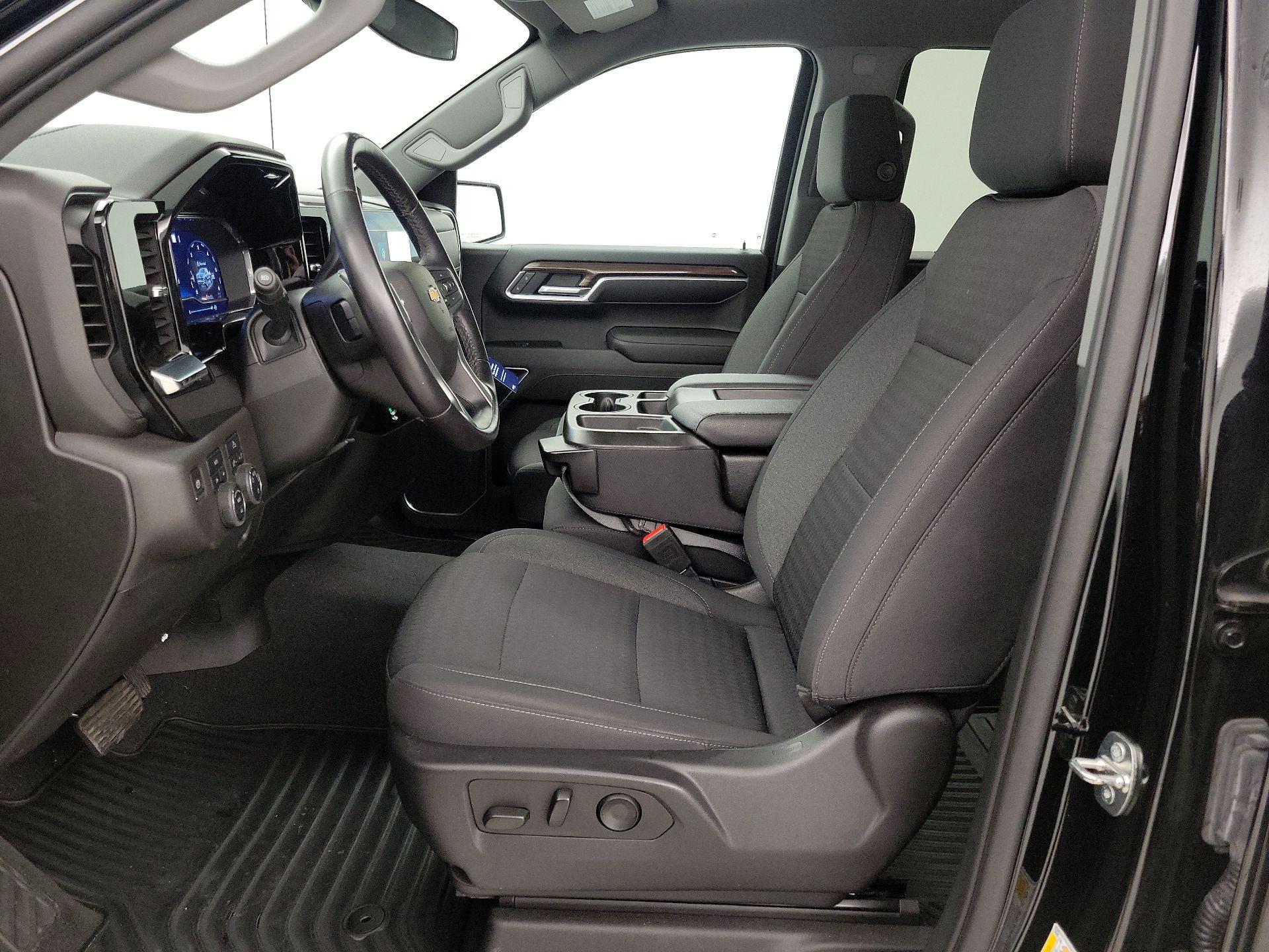 Thumbnail: 2022 Chevrolet Silverado 1500 - 11