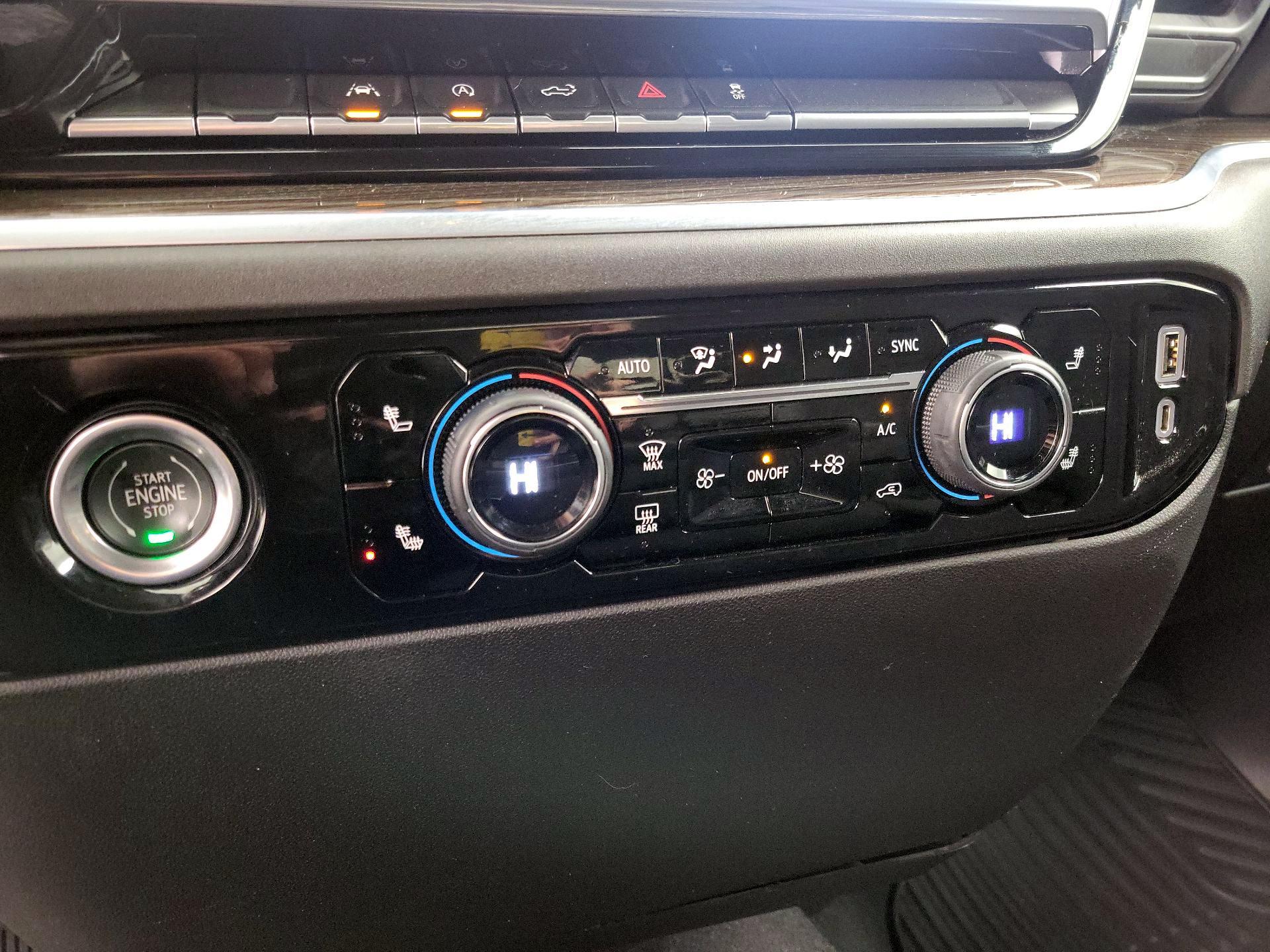 Thumbnail: 2022 Chevrolet Silverado 1500 - 16