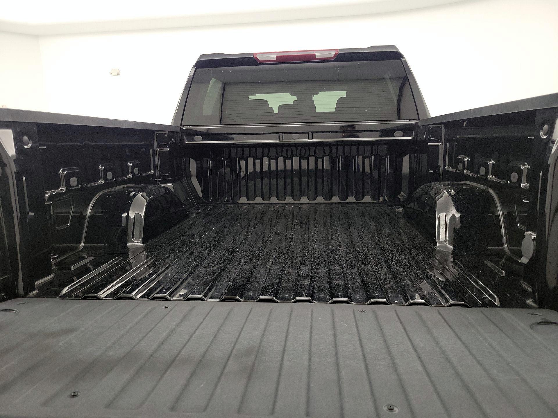 Thumbnail: 2022 Chevrolet Silverado 1500 - 20