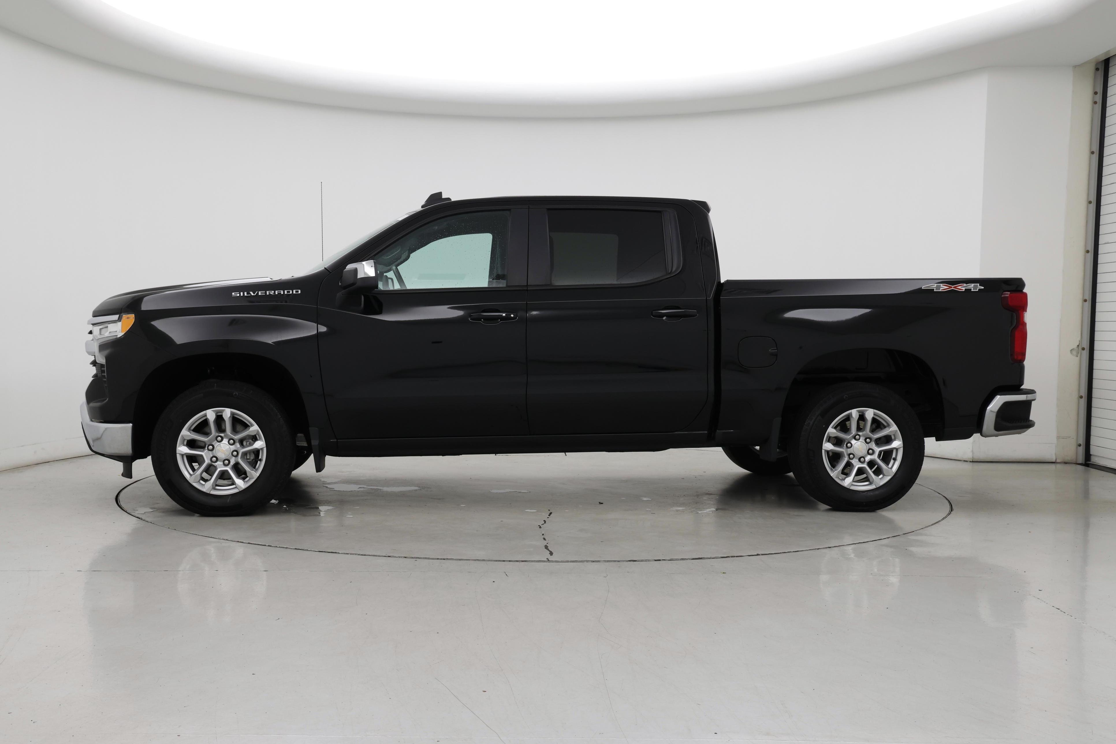 Thumbnail: 2022 Chevrolet Silverado 1500 - 3