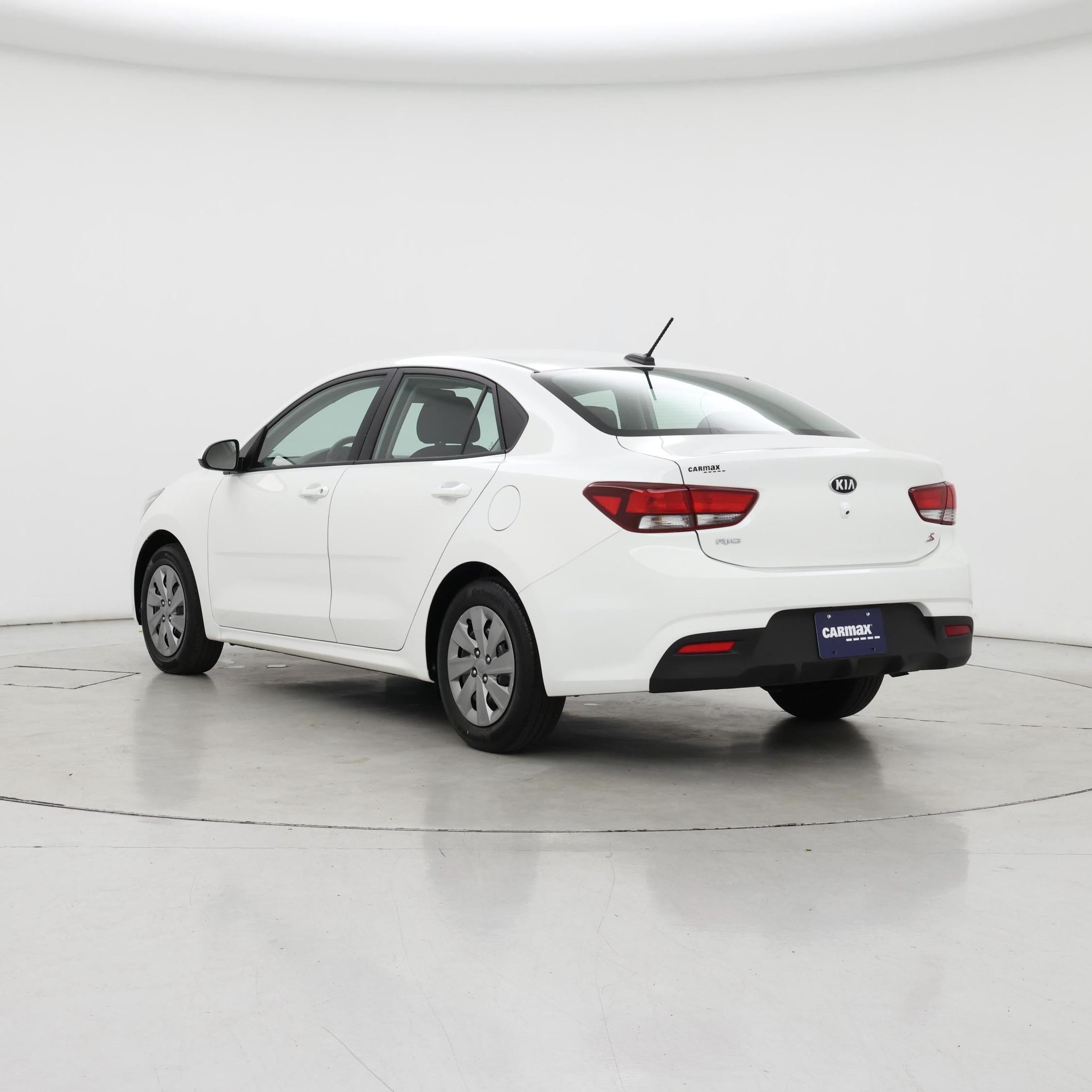 Thumbnail: 2020 Kia Rio - 2