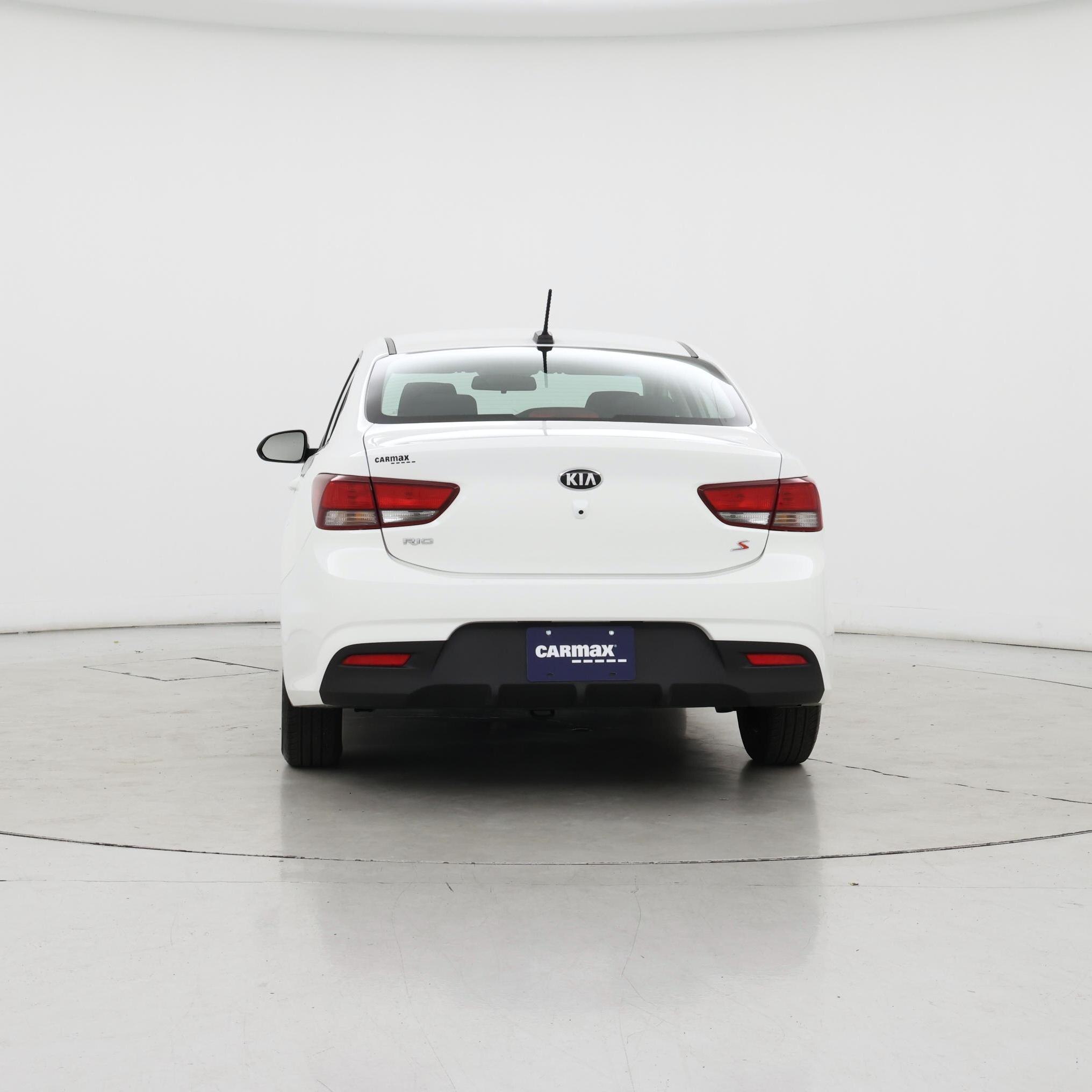 Thumbnail: 2020 Kia Rio - 6