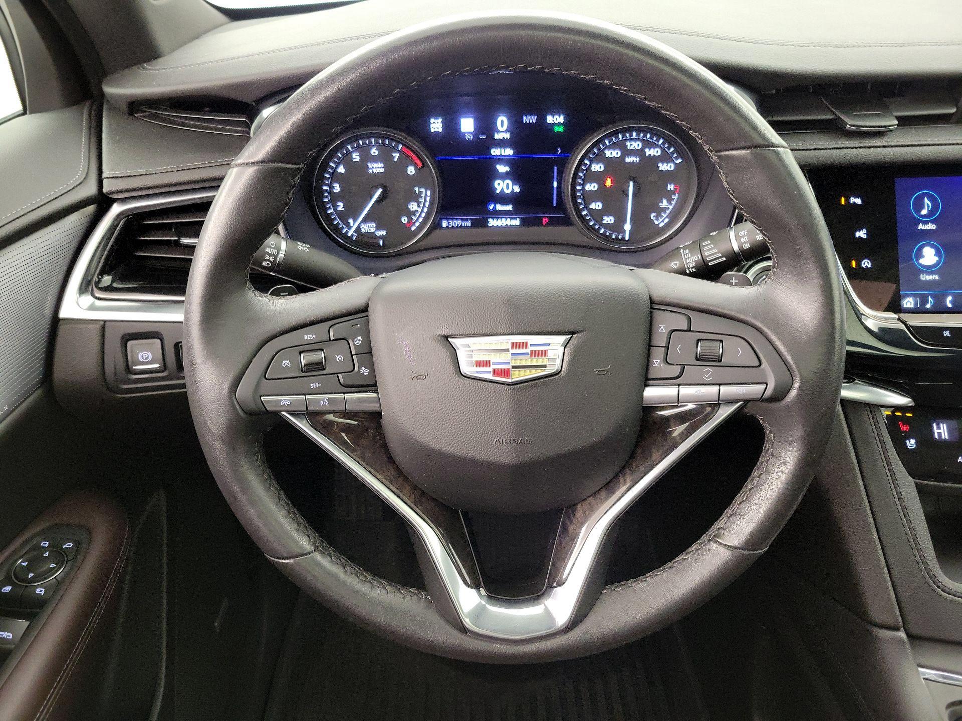 Thumbnail: 2023 Cadillac XT6 - 10