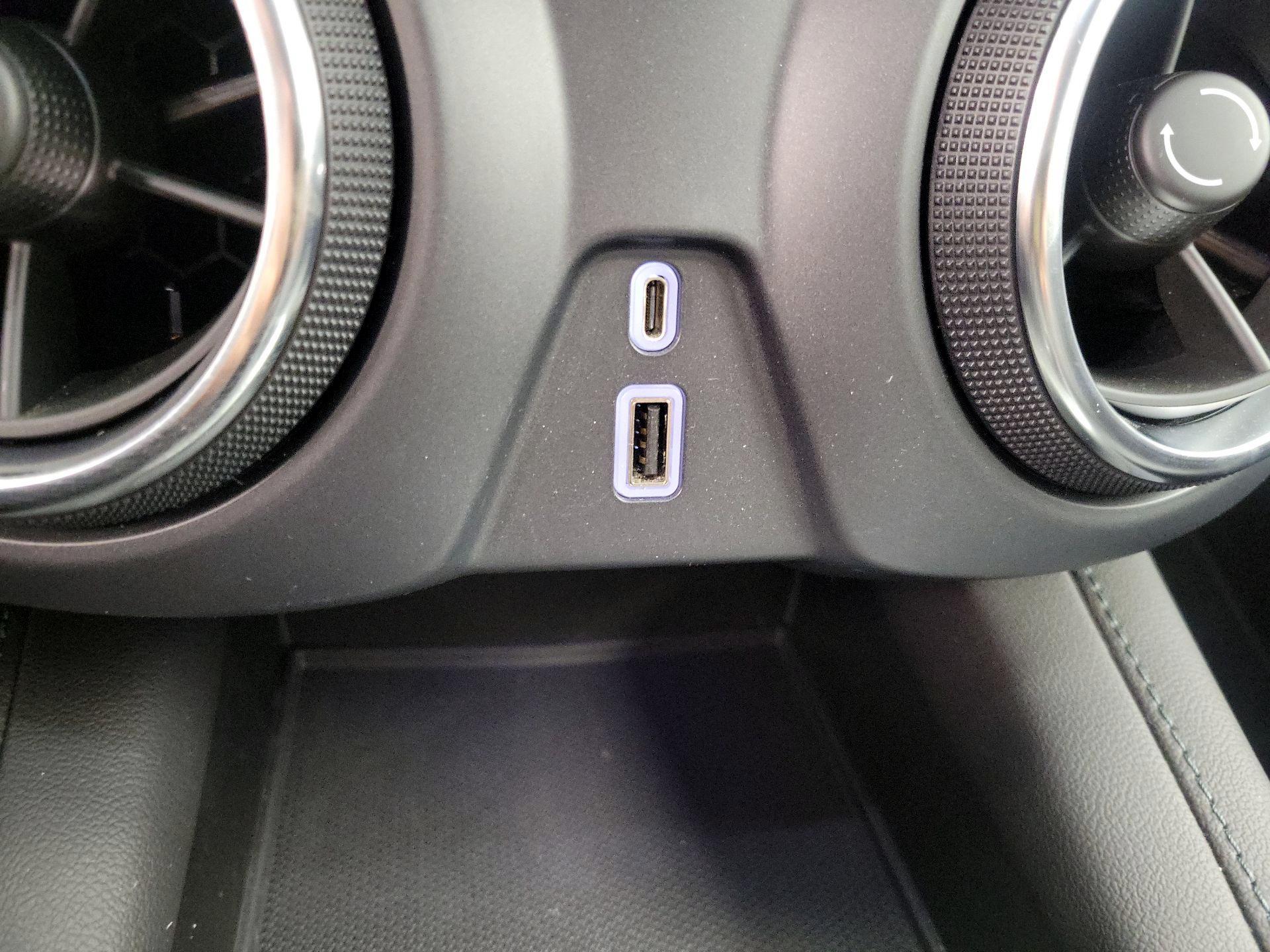 Thumbnail: 2022 Chevrolet Blazer - 18