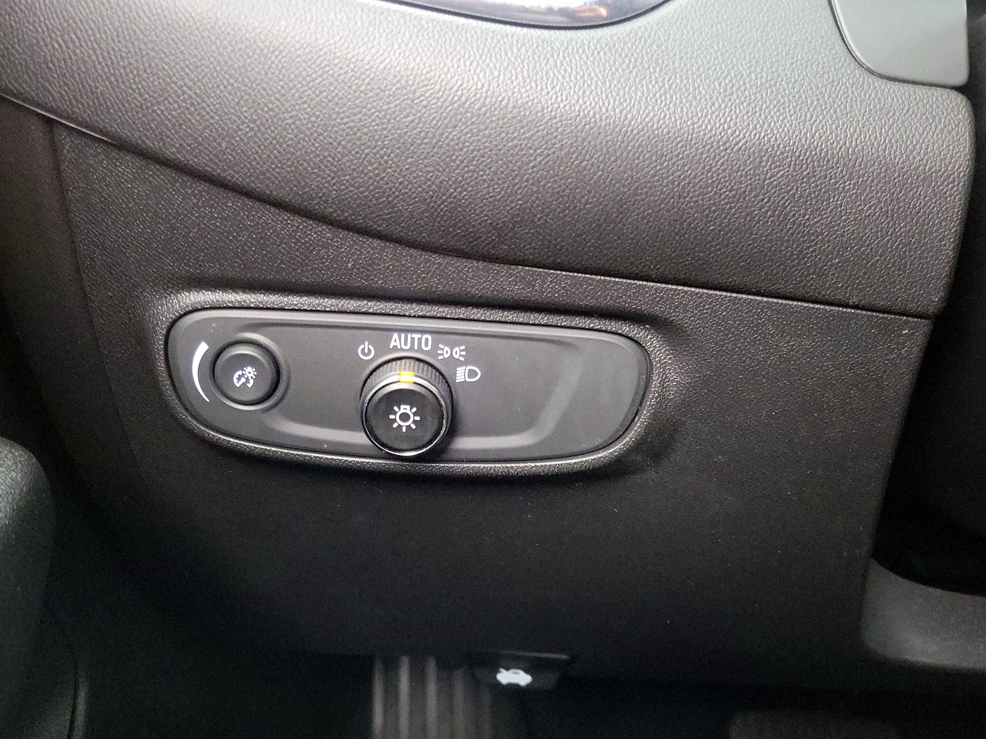 Thumbnail: 2023 Chevrolet Equinox - 13