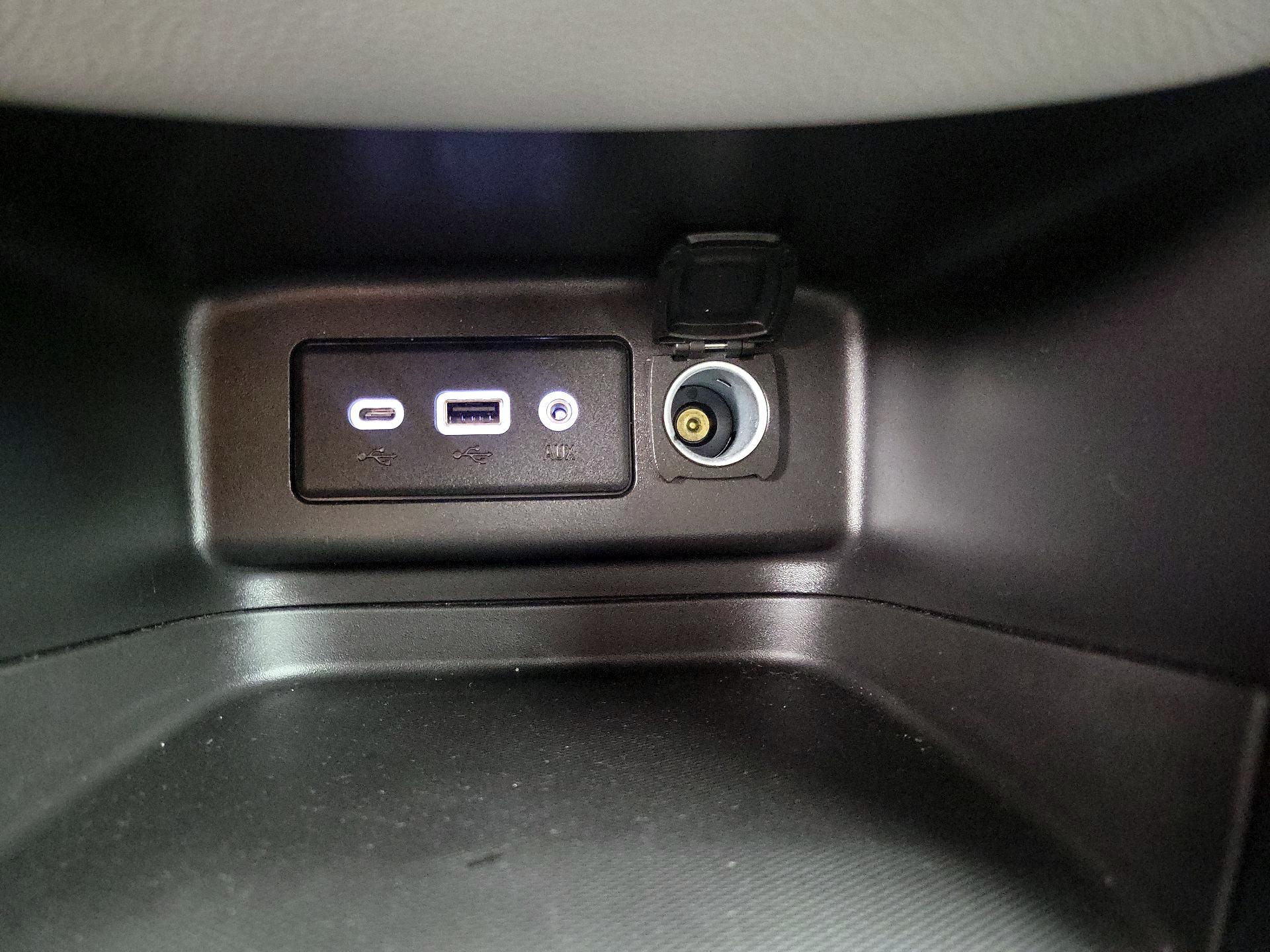 Thumbnail: 2023 Chevrolet Equinox - 18