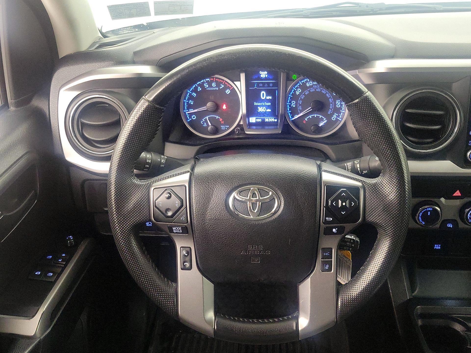 Thumbnail: 2022 Toyota Tacoma - 10