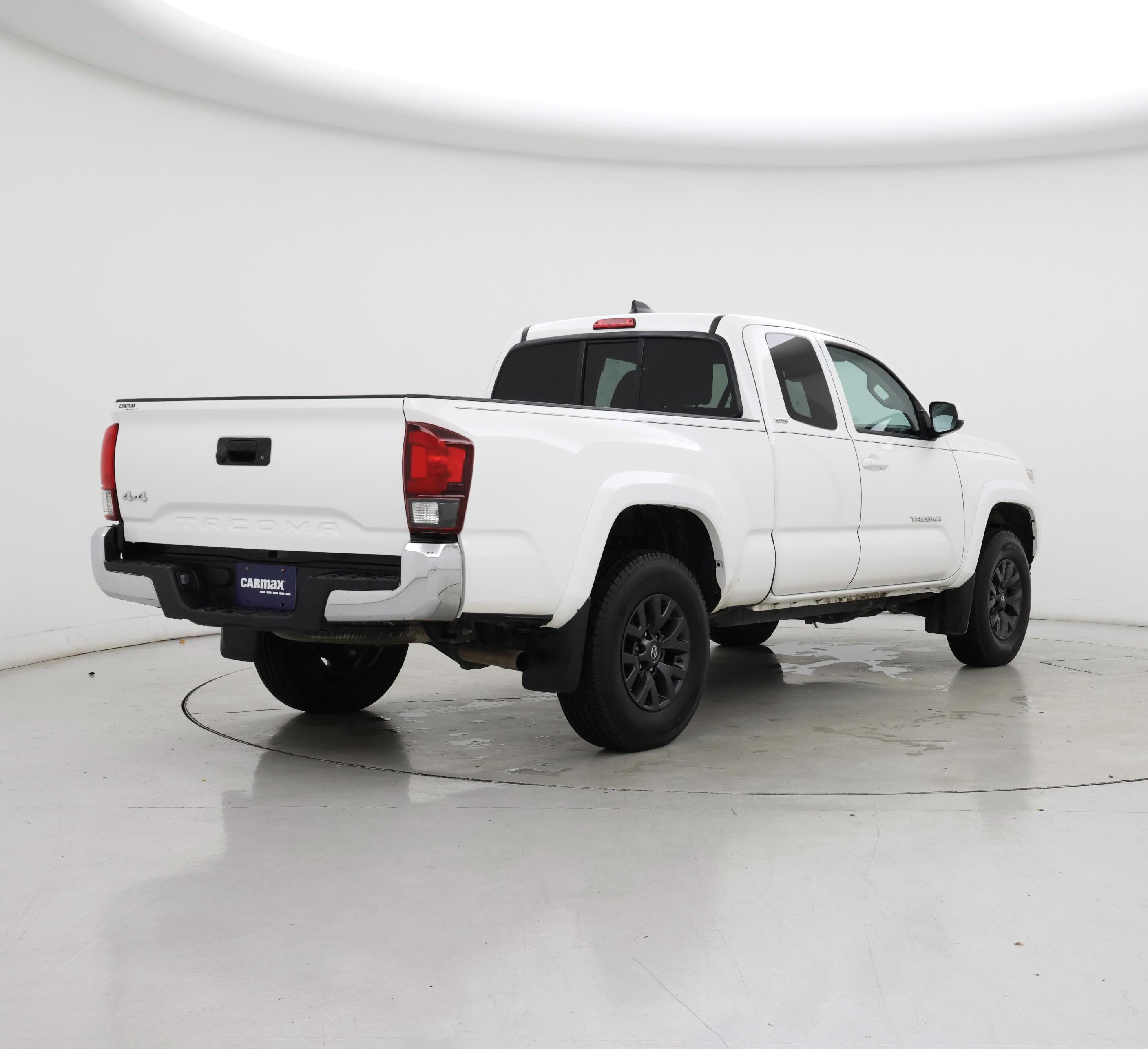 Thumbnail: 2022 Toyota Tacoma - 8