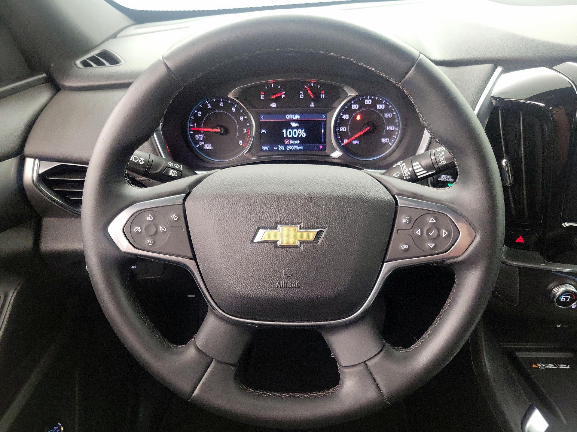 Thumbnail: 2023 Chevrolet Traverse - 10