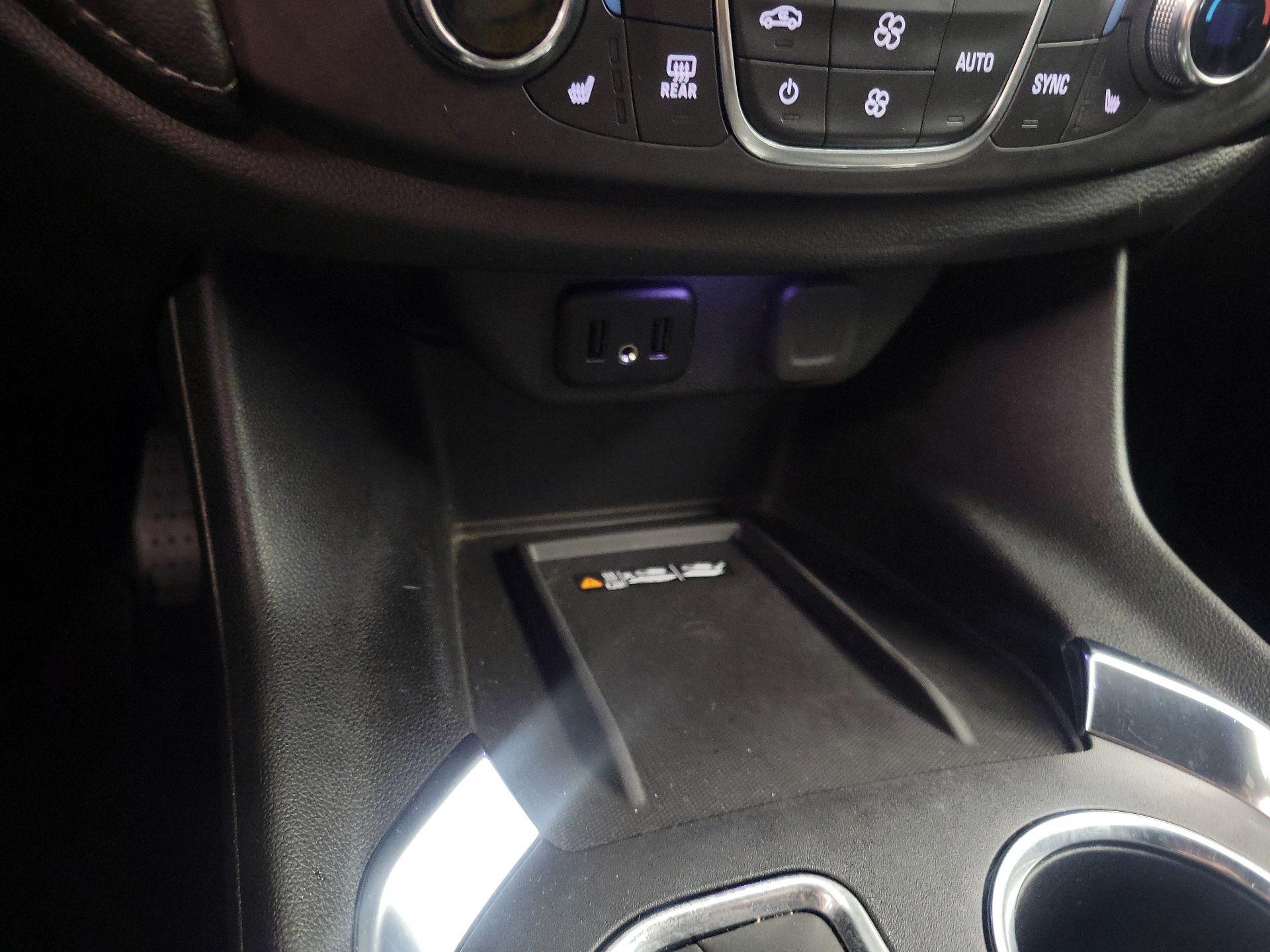 Thumbnail: 2023 Chevrolet Traverse - 18