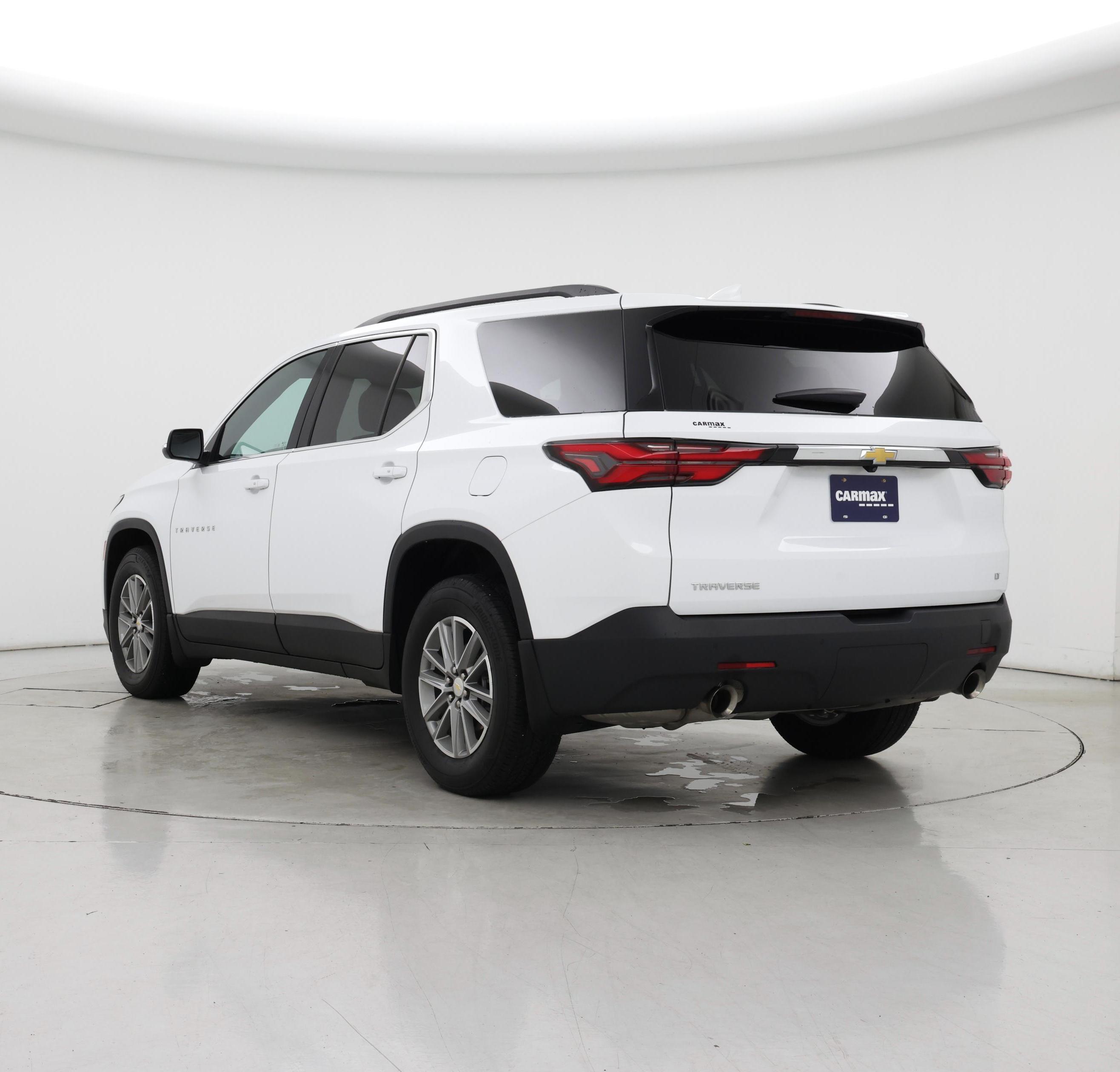 Thumbnail: 2023 Chevrolet Traverse - 2