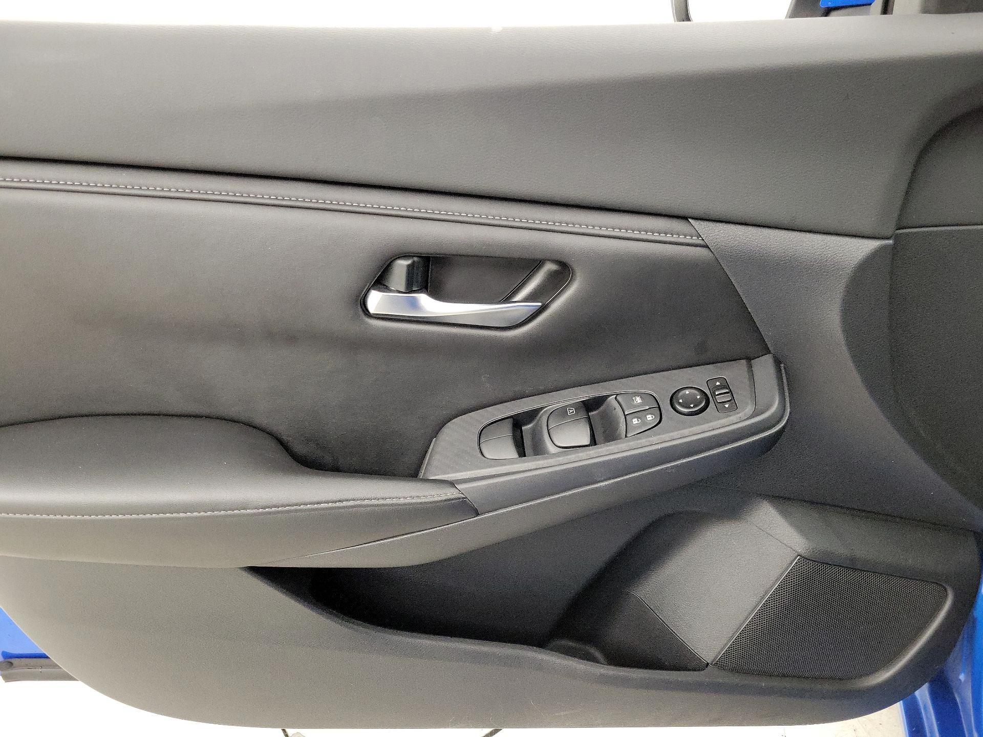 Thumbnail: 2020 Nissan Sentra - 12