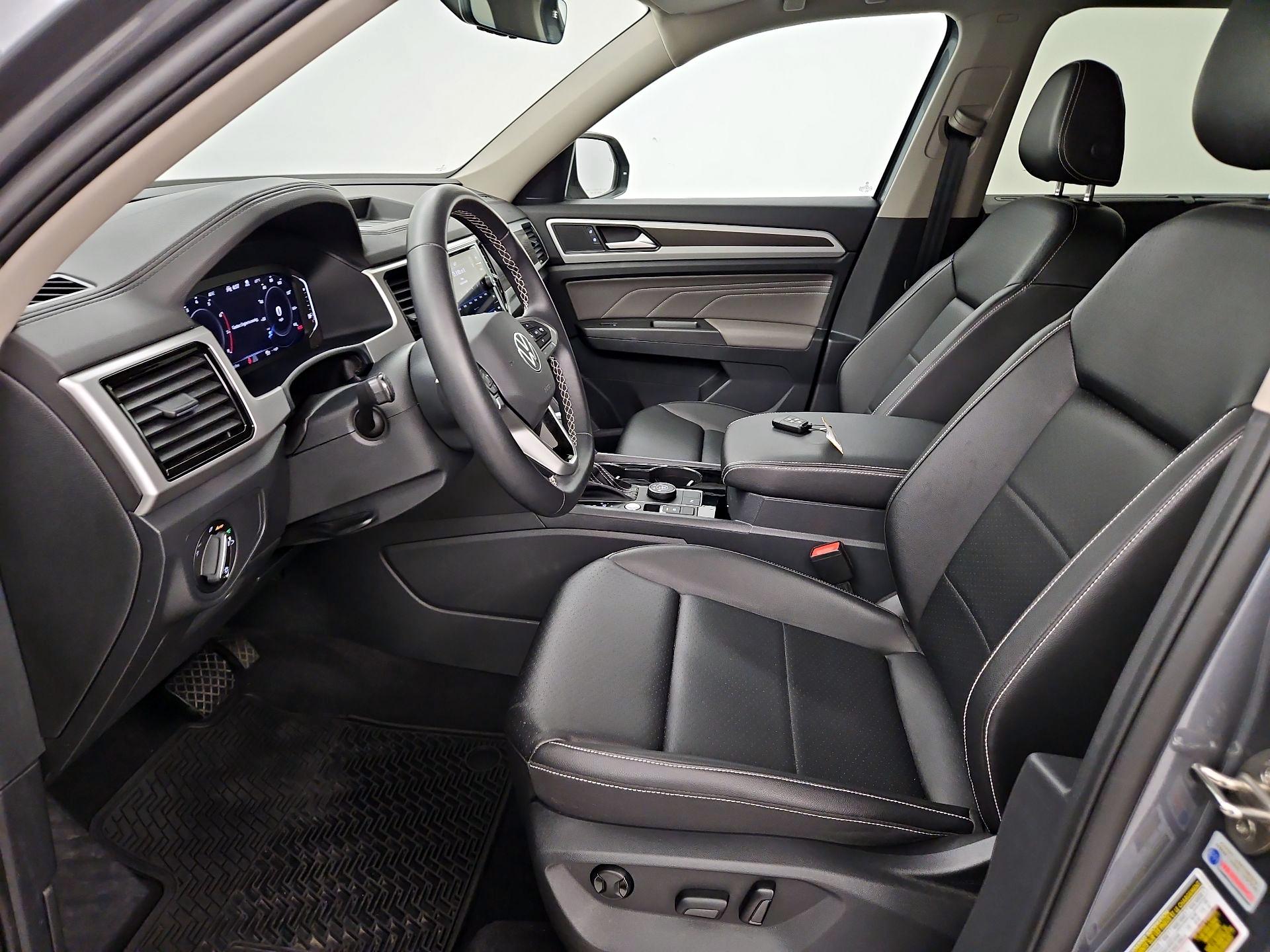 Thumbnail: 2023 Volkswagen Atlas - 11