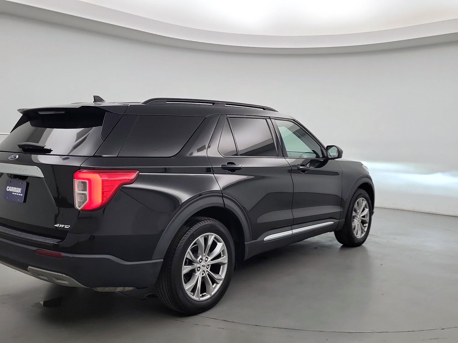 Thumbnail: 2021 Ford Explorer - 5