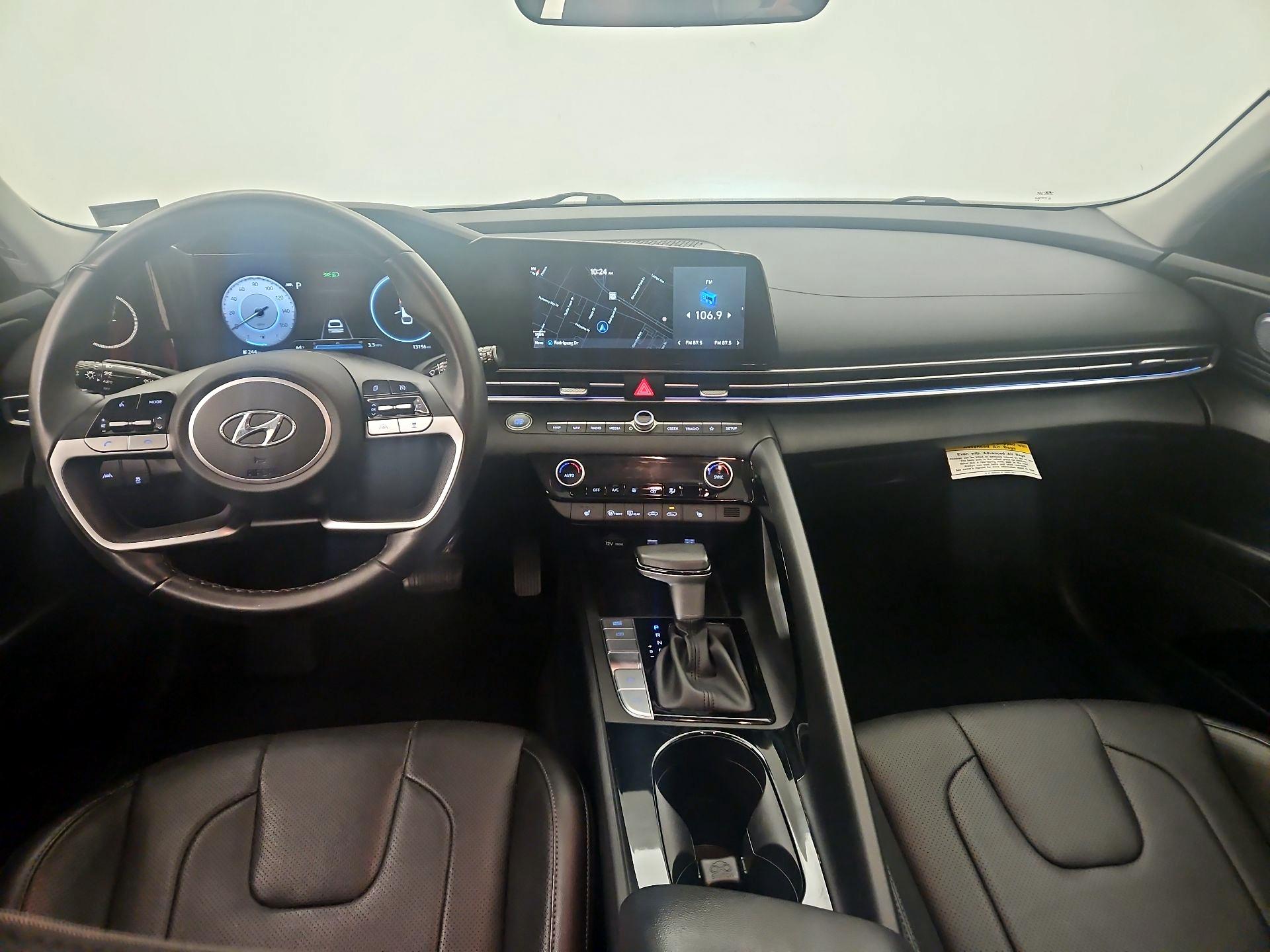 Thumbnail: 2022 Hyundai Elantra - 9