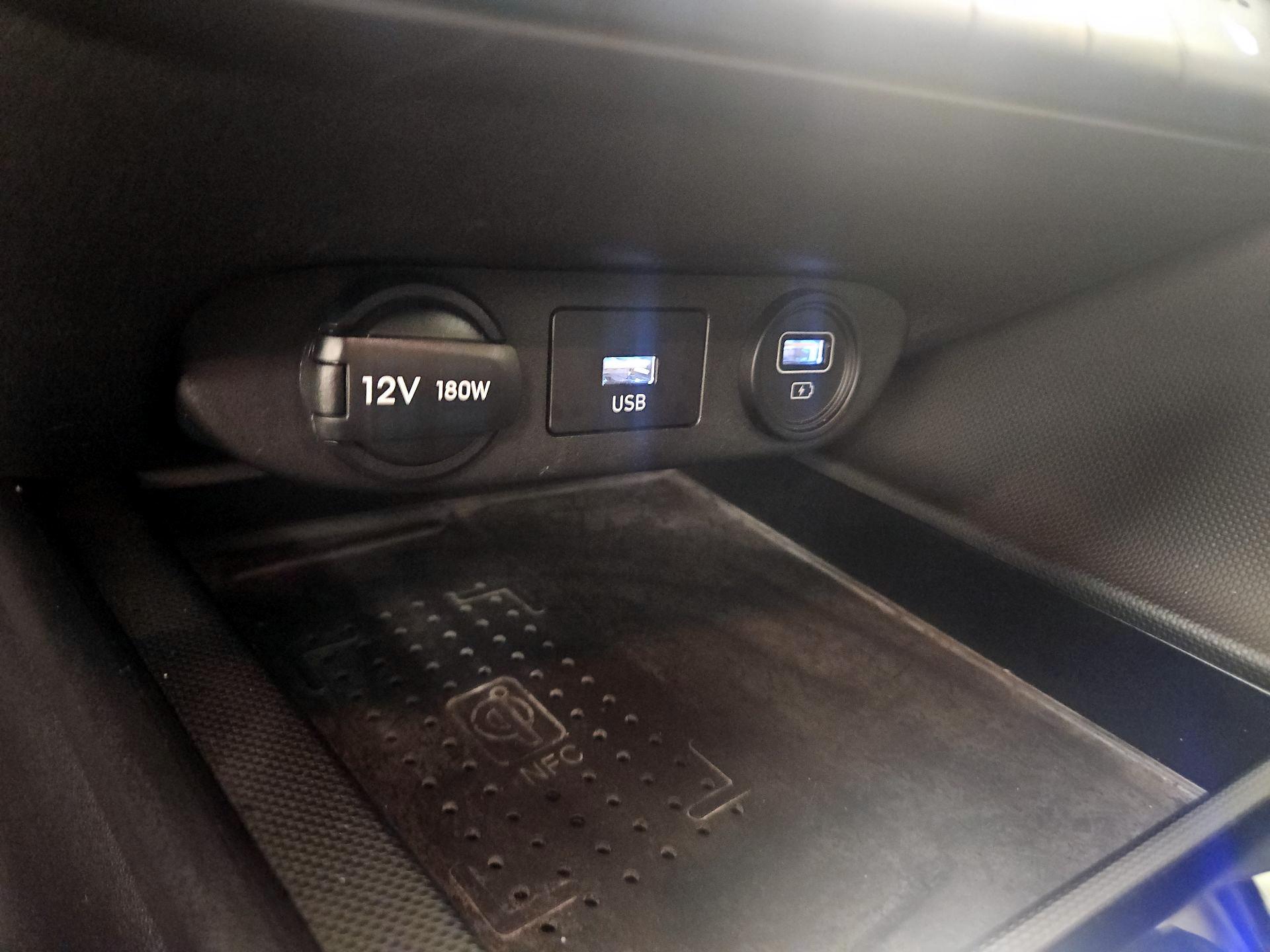 Thumbnail: 2022 Hyundai Elantra - 19