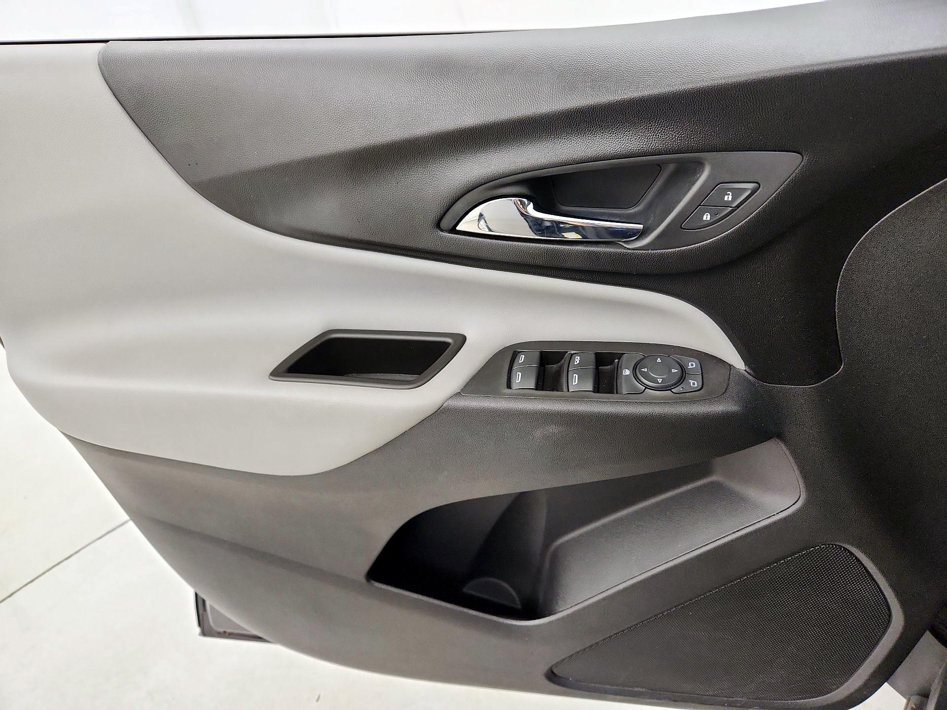 Thumbnail: 2020 Chevrolet Equinox - 12